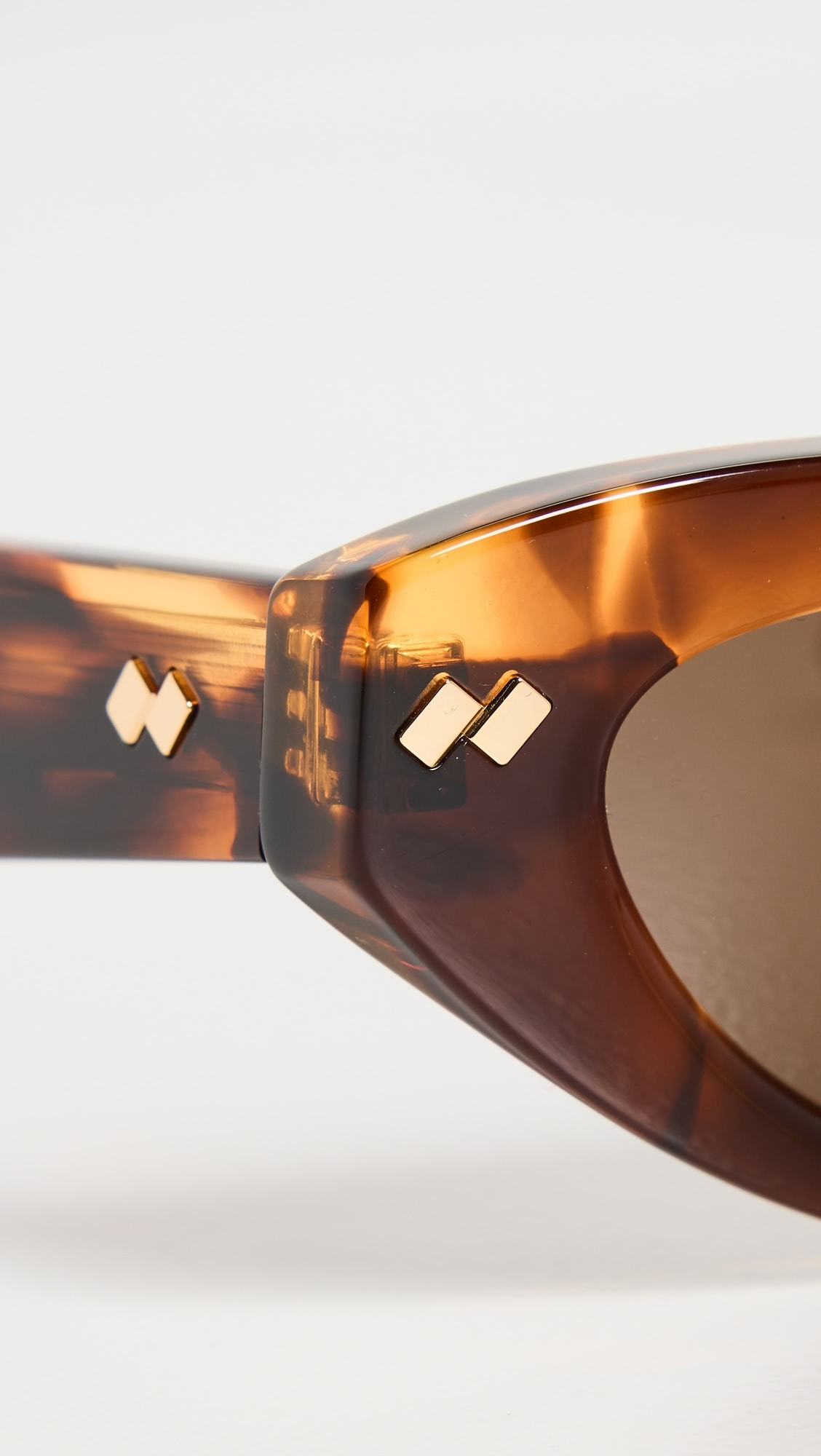 BV1350S Sunglasses | Shopbop