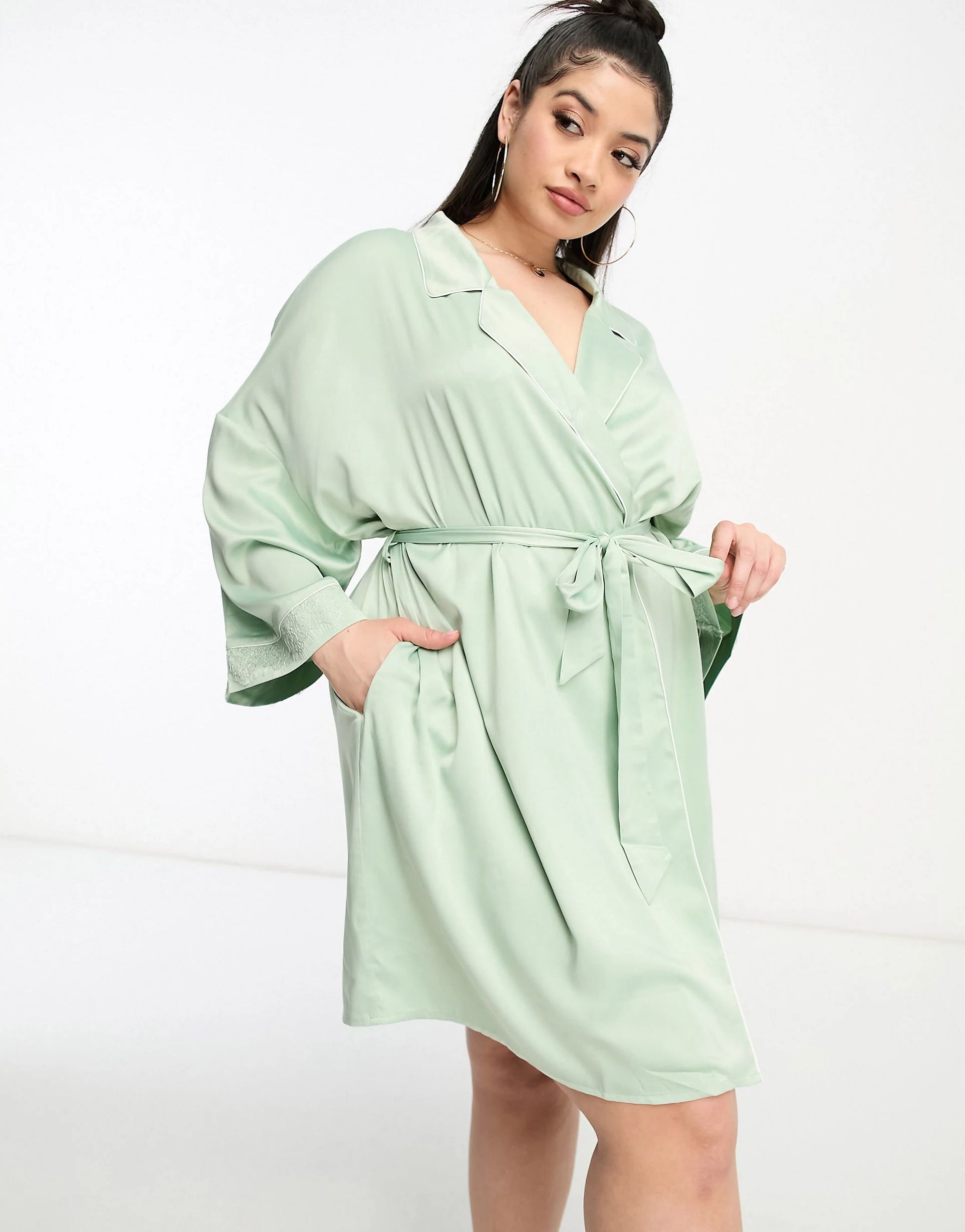 Chelsea Peers Plus bridesmaid kimono robe with lace cuff in soft green | ASOS (Global)