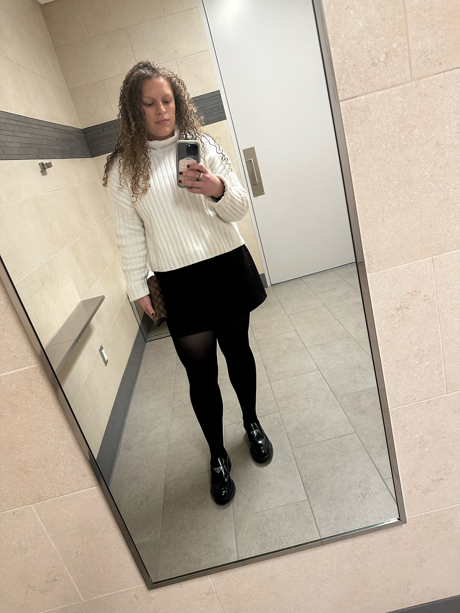 Winter work wear 🖤💼

Work wear outfits, office outfit, work outfit, corporate fashion, Zara skirt,
Prada loafers, loafers 

#LTKshoecrush #LTKworkwear