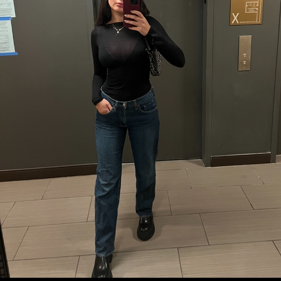 Intimissimi top - size small
Gap jeans - size 26 regular 
