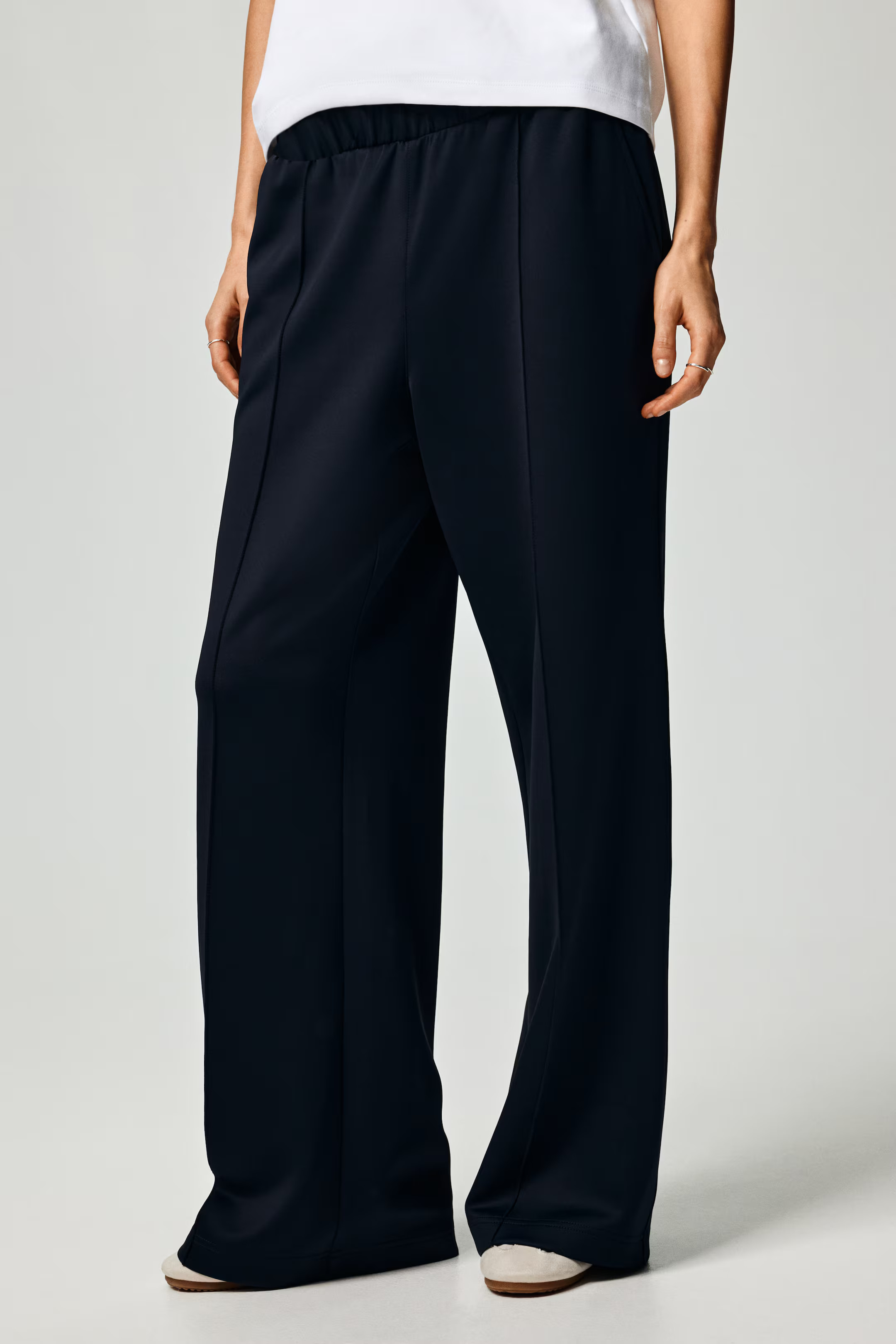 Crease-Front Pull-On Pants | H&M (US + CA)