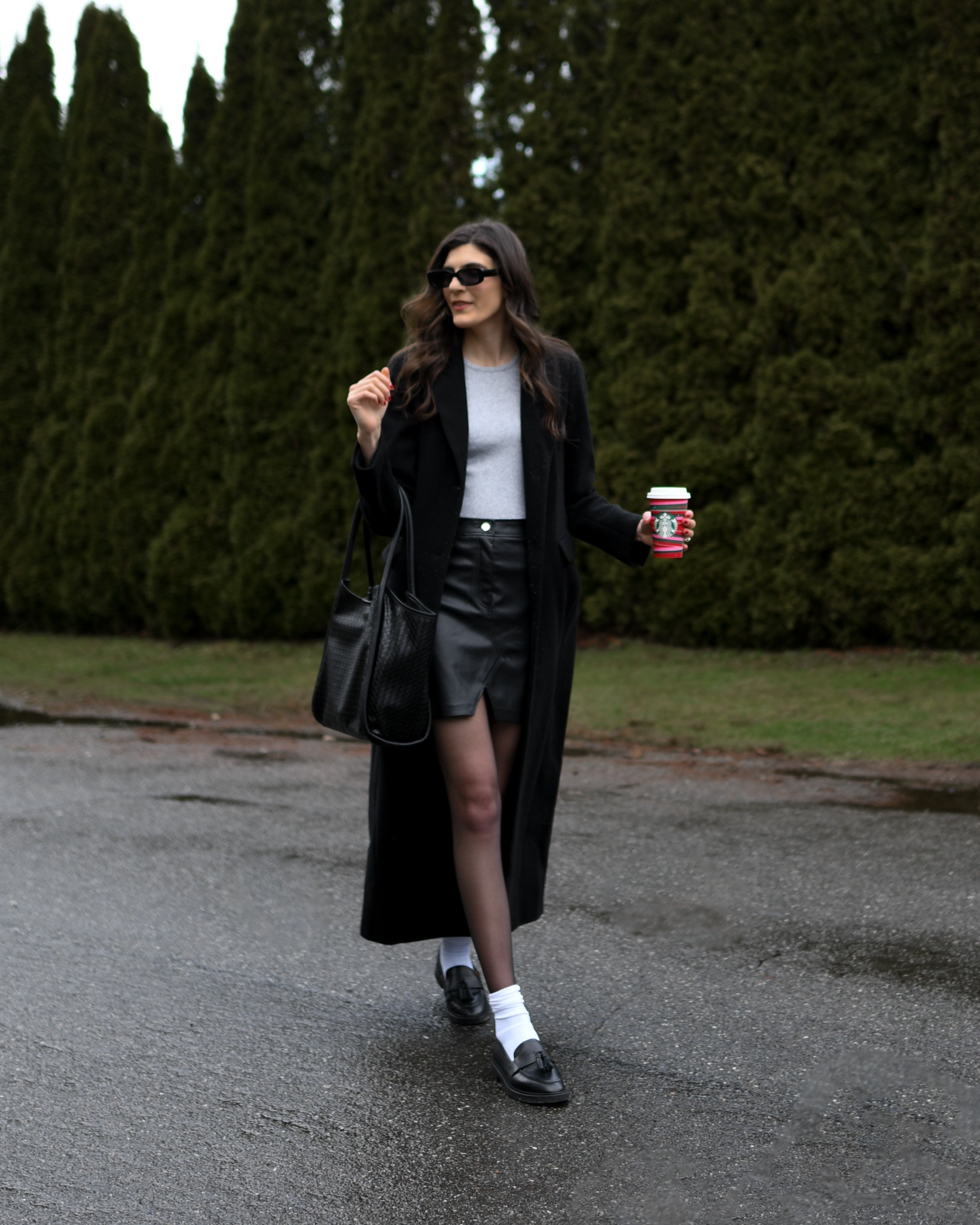 Winter outfit inspired by Hailey Bieber:

Maxi coat, t-shirt, faux leather mini skirt (on SALE), tights, slouchy socks, loafers.




#LTKshoecrush #LTKfindsunder100 #LTKsalealert