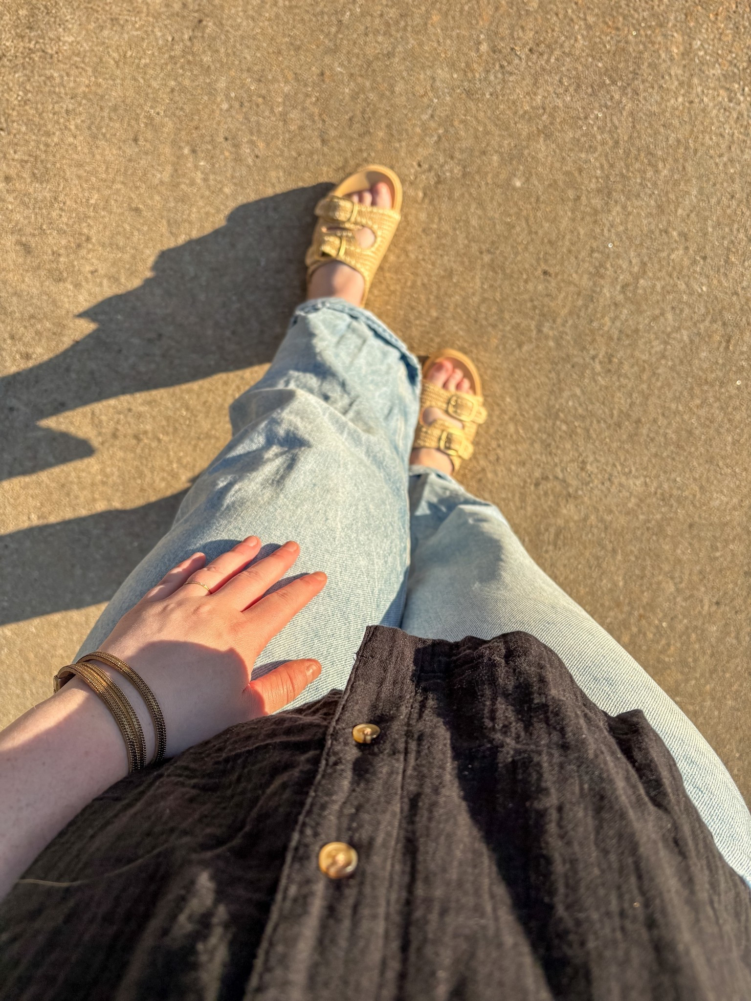 Midsize mom outfit, mom outfit, daycare drop off, ootd, mom ootdd

#LTKFamily #LTKMidsize