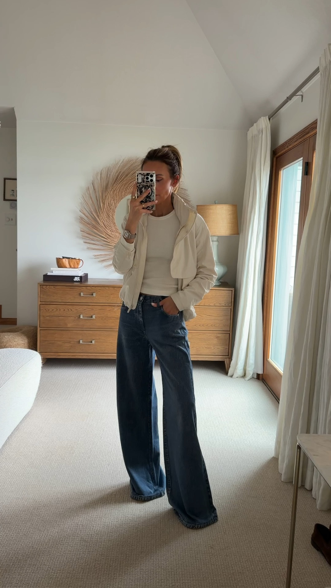 This sweatshirt jeans are super comfy and flattering, wearing a 25 
Not happy with the length for my height, great for tall girls

#LTKootd #LTKgrwm #LTKTall