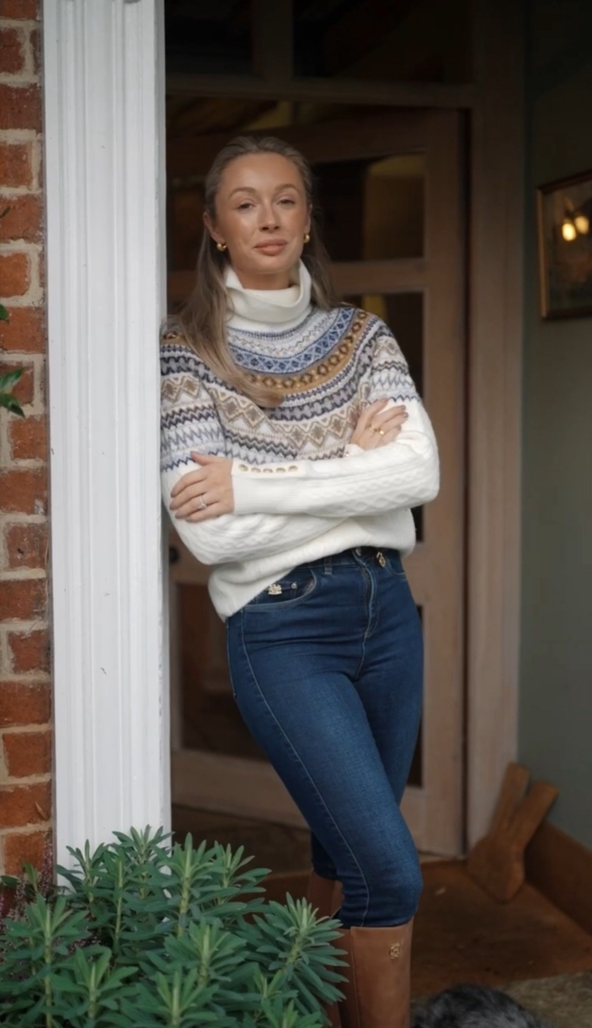 The perfect cosy, countryside outfit from Holland Cooper 🍂 Fairisle, festive knitwear, classic denim, knee high boots 🤍 Chic autumn fashion, Ralph Lauren inspired. 

#LTKjeans #LTKautumn #LTKwinter