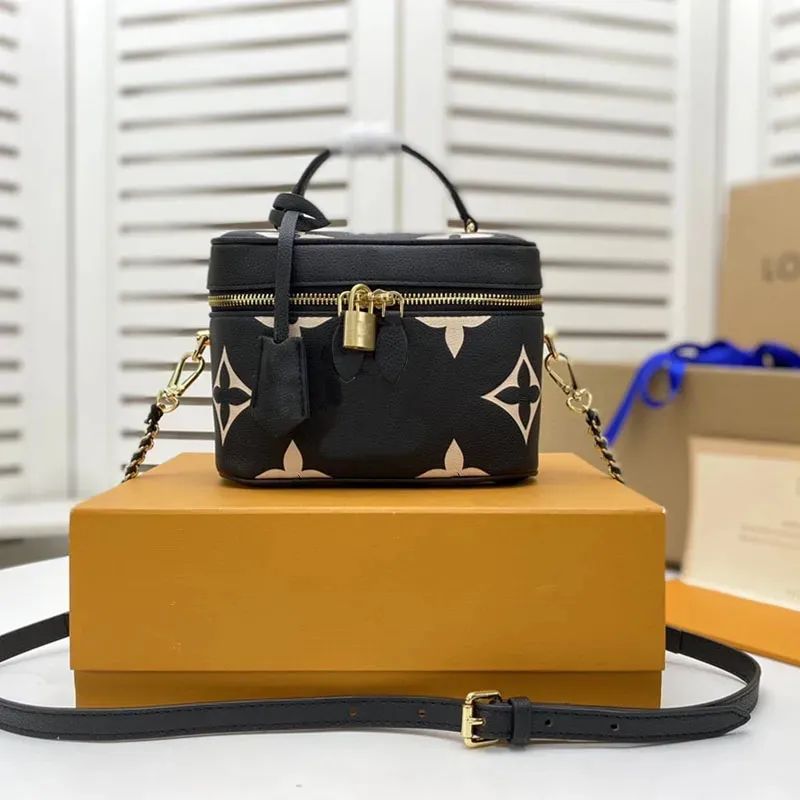 Luxurys Bags Designers mono nice vanity Cosmetic bags Pouch tote Wallets Black Embossing Handbags... | DHGate