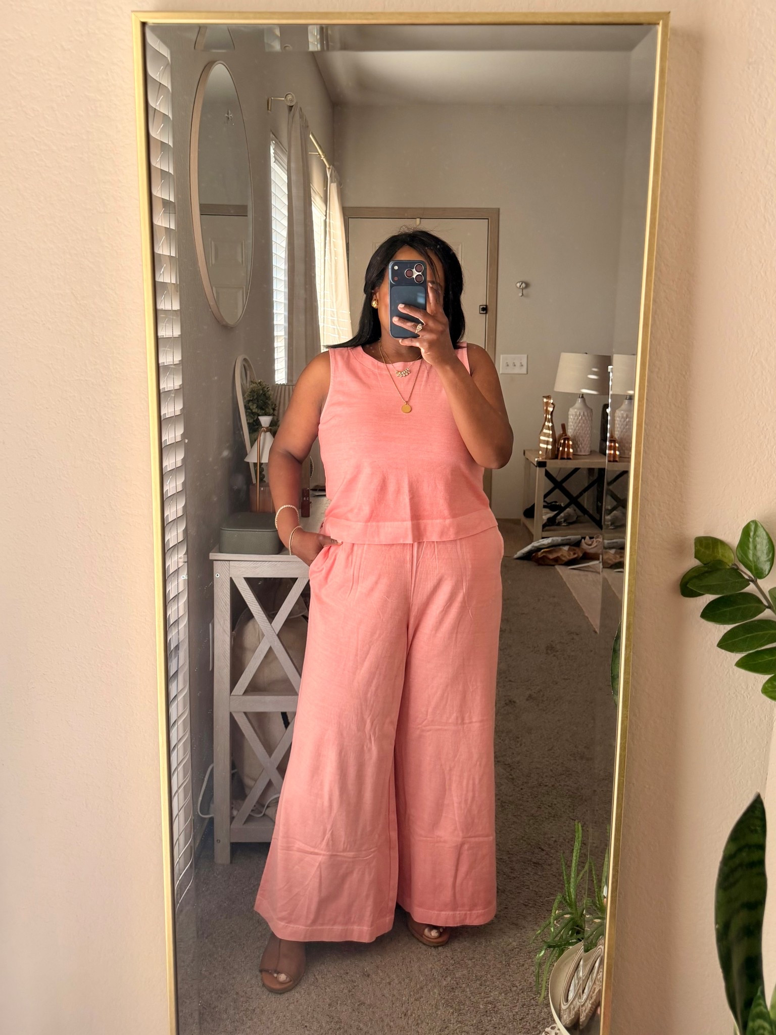 Your next favorite lounge and or travel set this Spring! It’s on major sale and so comfy, it’s from @gapstyle Gap Factory and yes, the pants have pockets! 🤌🏽

#LTKPetite #LTKootd #LTKTravel