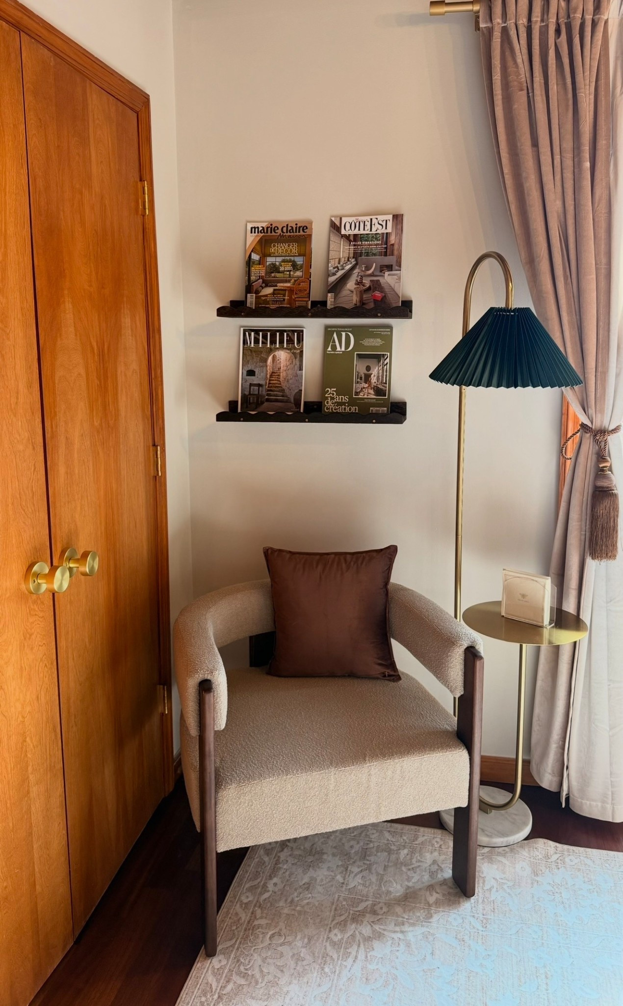 Reading corner. #shelves #homeoffice #officeideas 

#LTKFindsUnder50 #LTKHome #LTKFindsUnder100