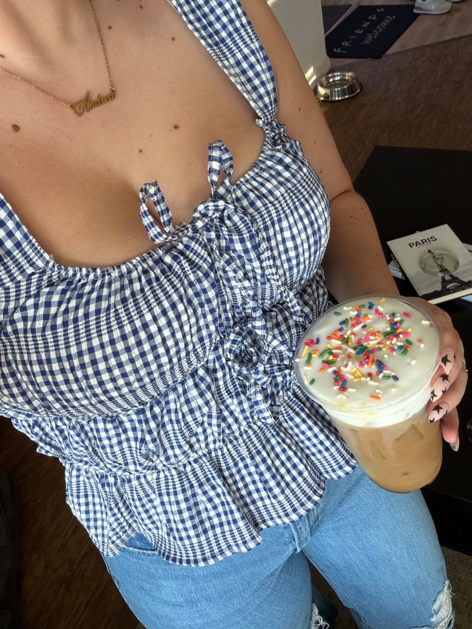 The cutest blue gingham top! So perfect for spring 💐🫧✨

#LTKdayinmylife #LTKmorningroutine #LTKootd