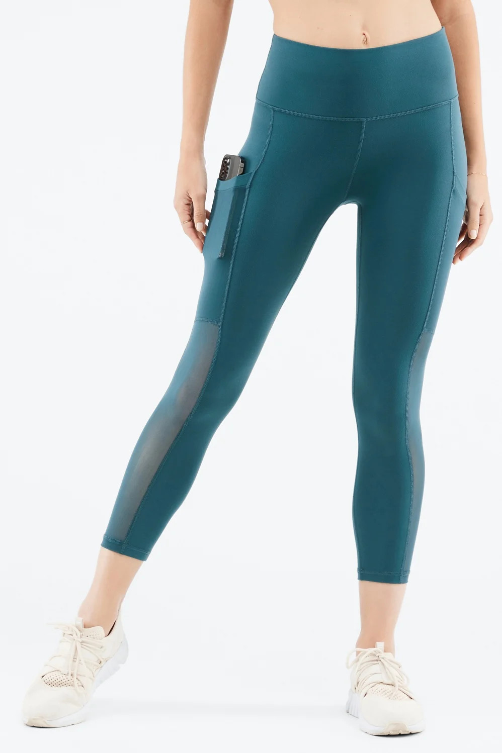 On-the-Go High-Waisted Capri | Fabletics