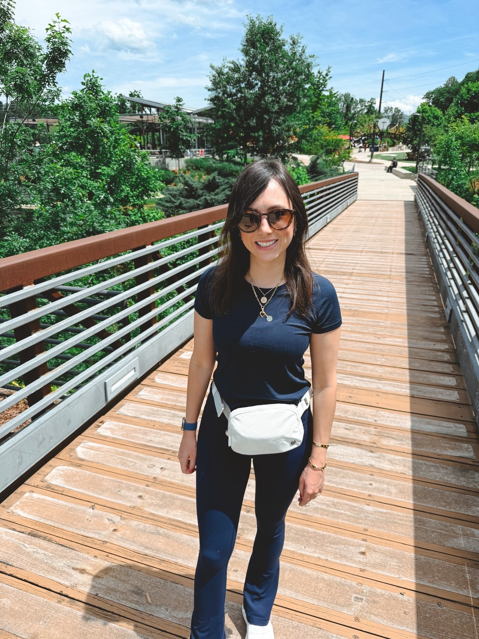 Lululemon swiftly top in true navy (6) with align flares in true navy (4)



#LTKActive #LTKSeasonal #LTKFindsUnder100