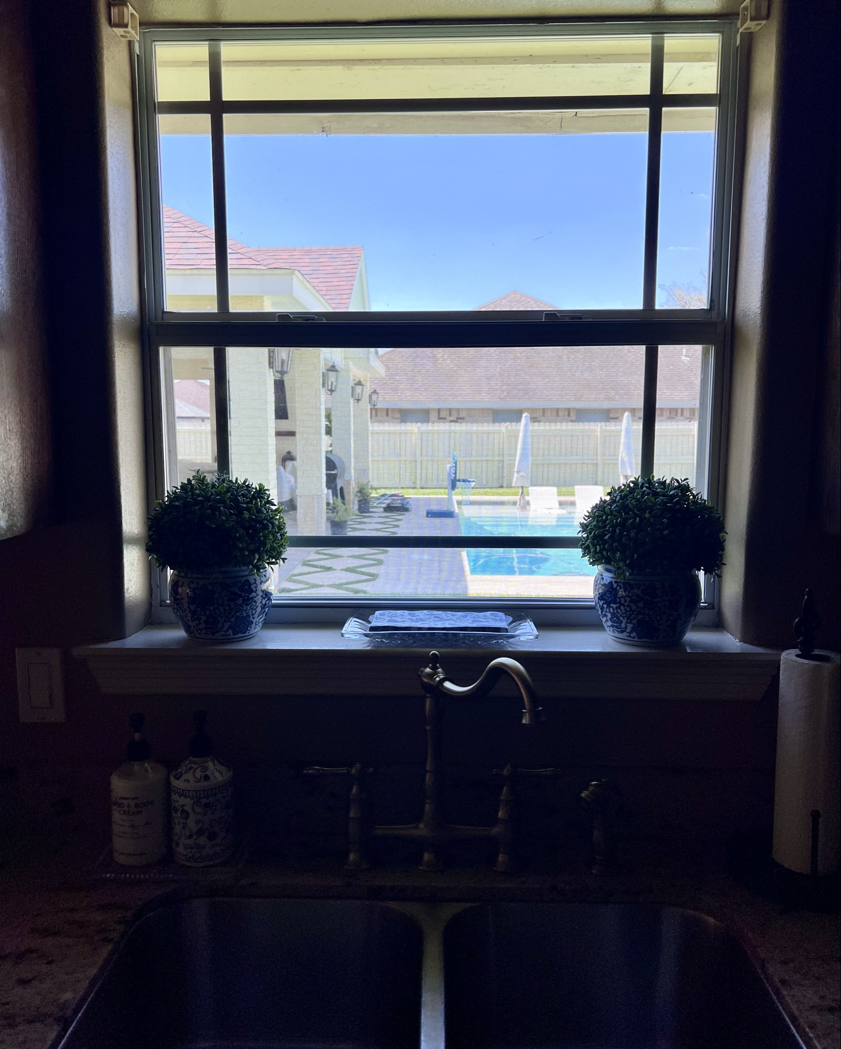 Amazon cafe curtains
Gold tension rod
Affordable 
Amazon finds
Grandmillenial 
Floral
Blue
Kitchenn

#LTKHome #LTKOver40 #LTKSeasonal