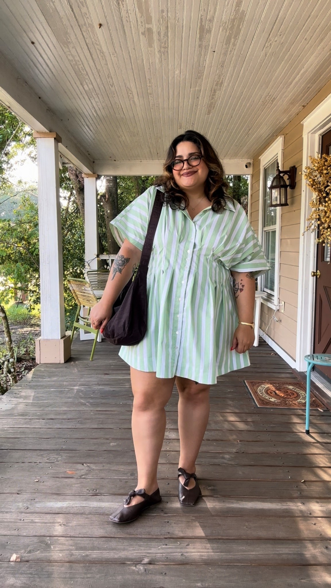 Cute little office dress! I sized up to a 2x so it would be a little longer/a slightly oversized look  

#LTKStyleTip #LTKMidsize #LTKPlusSize