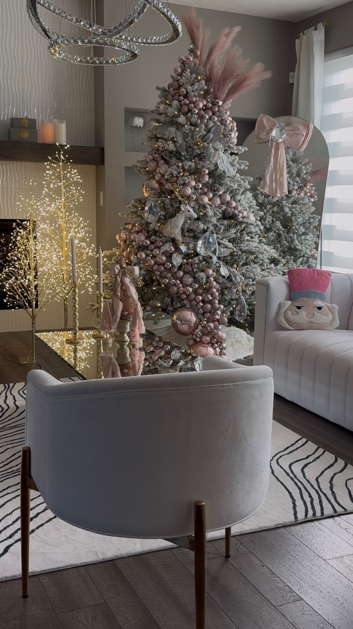 Flocked tree 7.5

#LTKCyberWeek #LTKHoliday #LTKHome