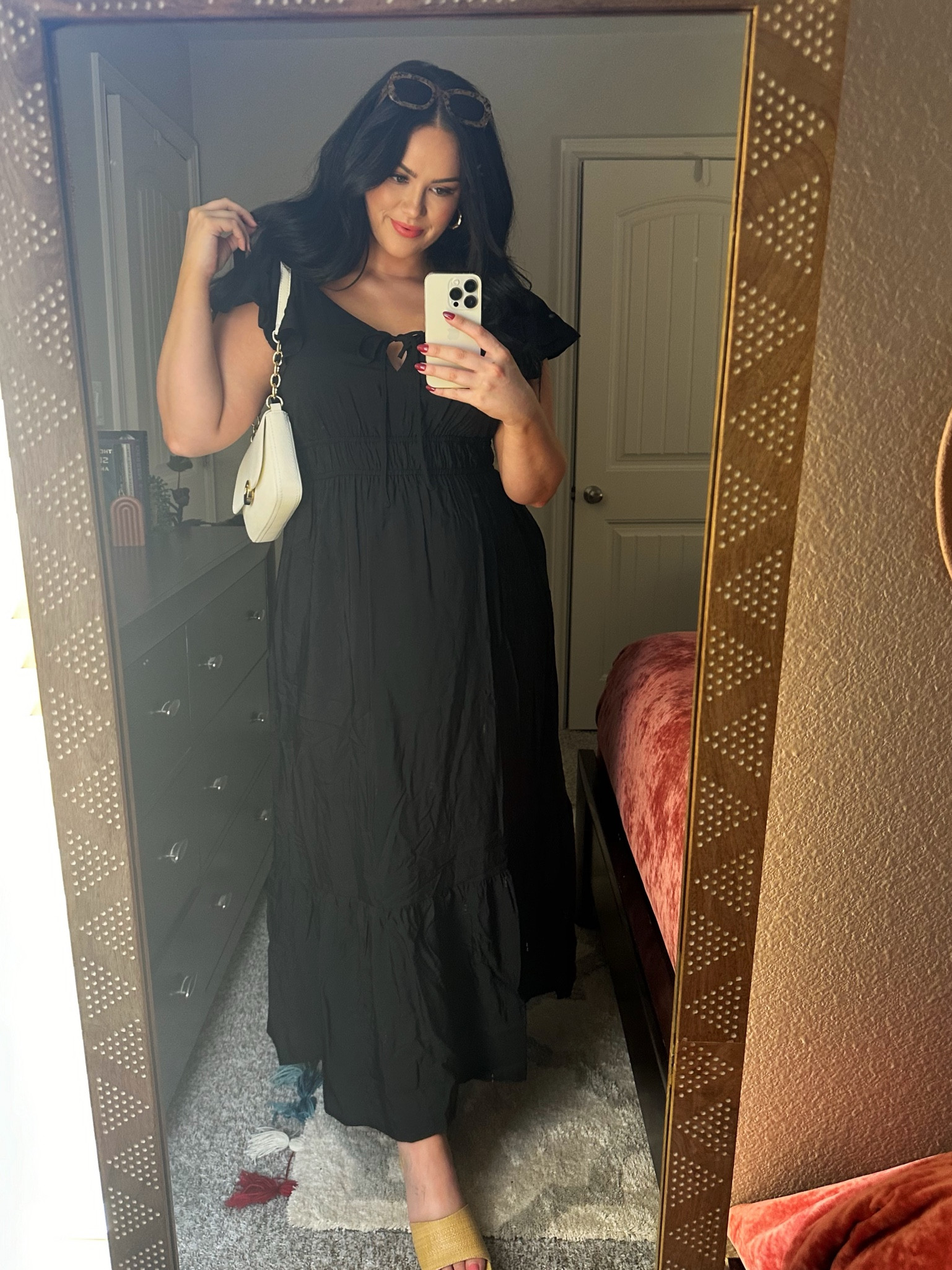 Wearing size XL in the dress (typically size large, sized up for the bump 🤰🏻 28 weeks pregnant)

#LTKmidsize #LTKstyletip #LTKbump