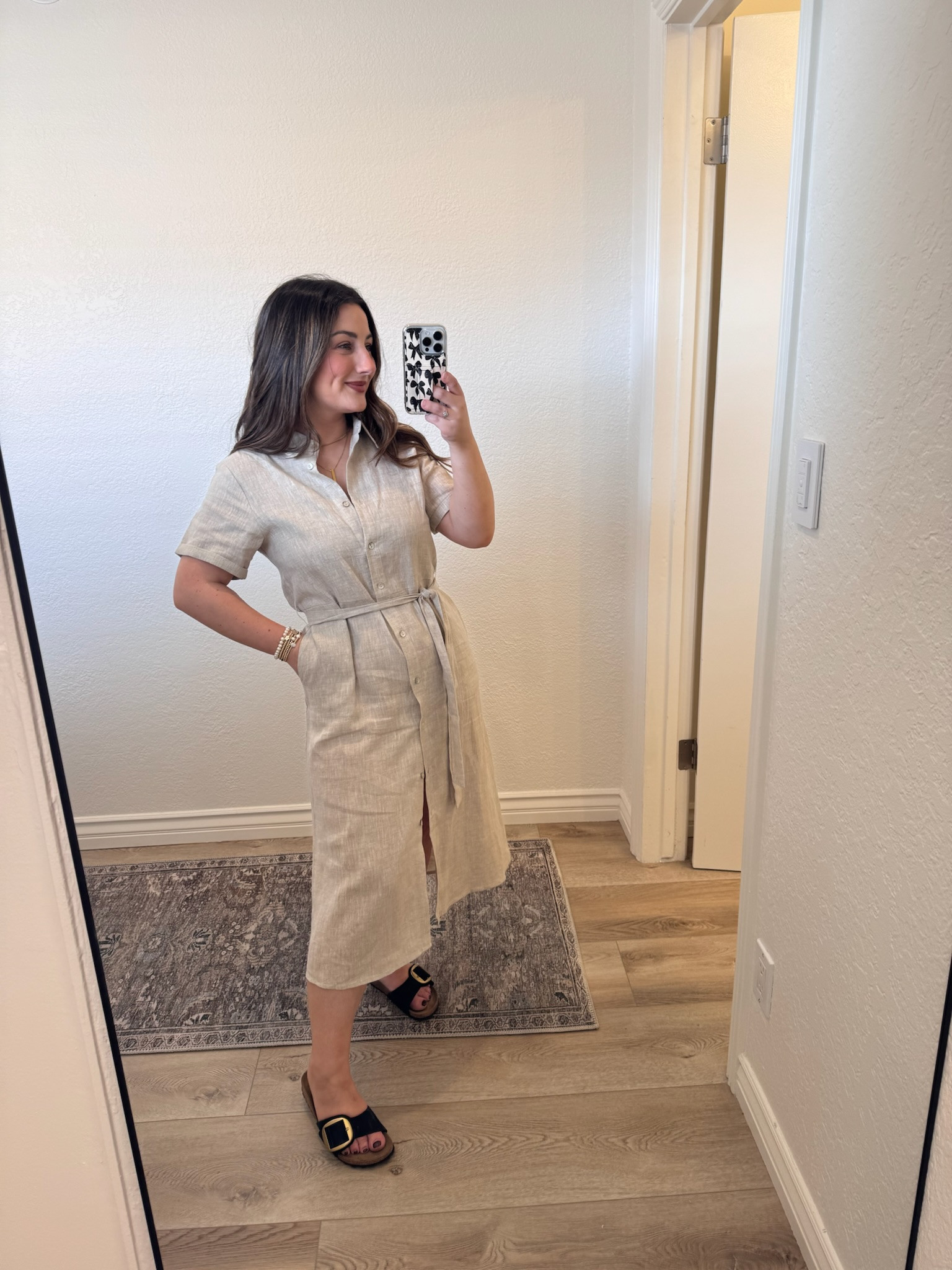 Petite friendly linen dress! 

Exact color is selling out but it's available in other colors and I also linked a similar dress! 

Size small
5'0" 145lbs

Amazon finds
Summer dress 
Vacation dress 

#LTKSeasonal #LTKPetite #LTKFindsUnder100