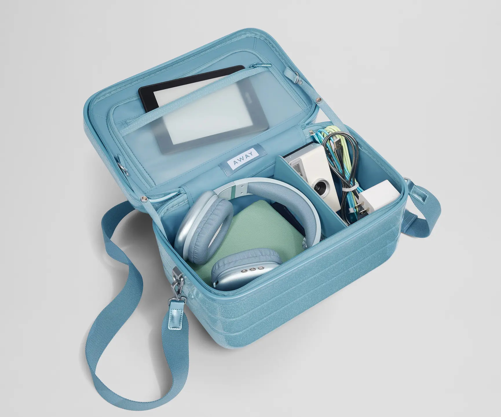 The Train Case | Away