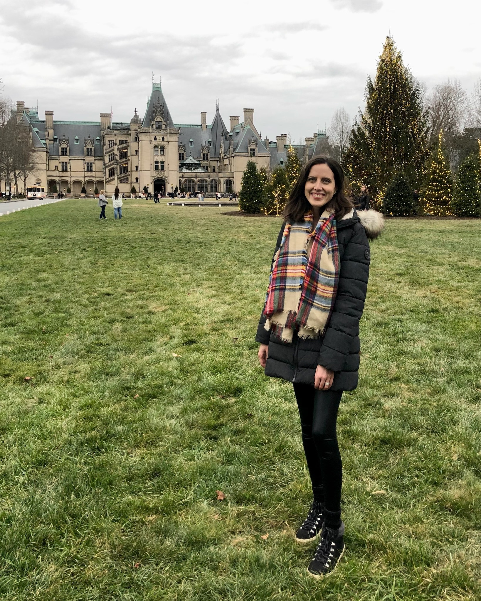 My cozy travel outfit ❤️ 

Christmas outfit, holiday travel outfit, cozy winter outfit, puffer coat

#LTKtravel #LTKSeasonal #LTKHoliday