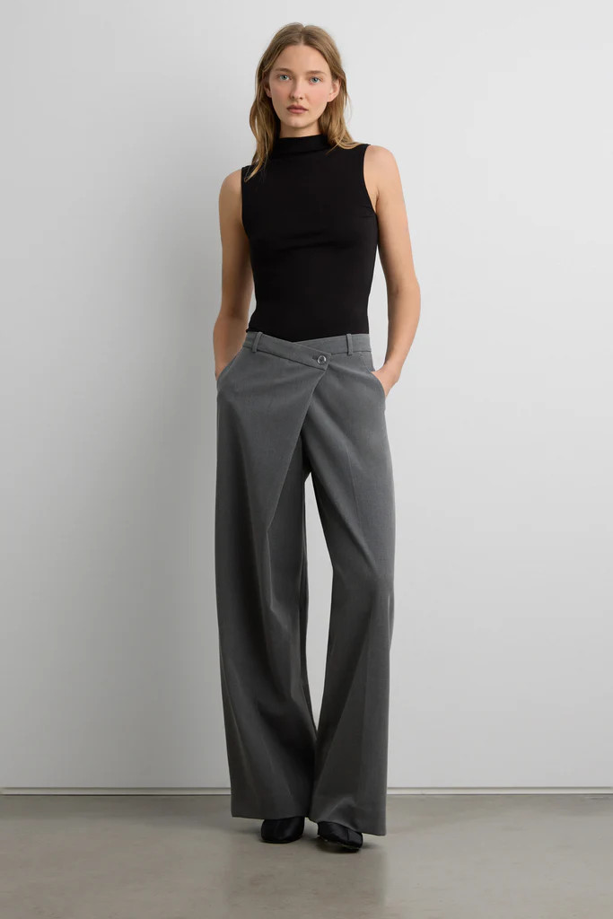 FITTED MOCKNECK SLEEVE TANK TOP | OAK + FORT