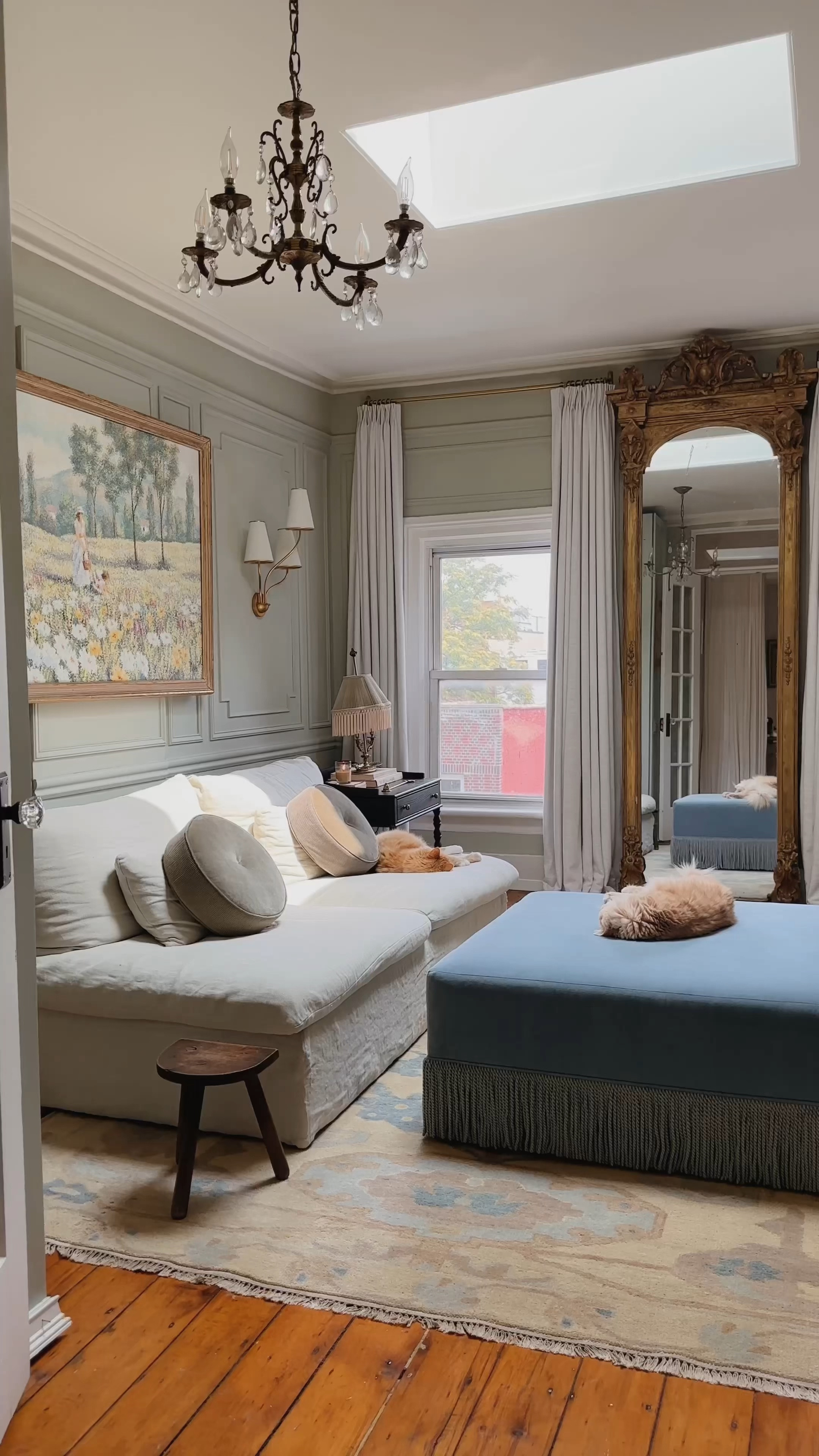 lounge sources 

#LTKSeasonal #LTKhome #LTKFind