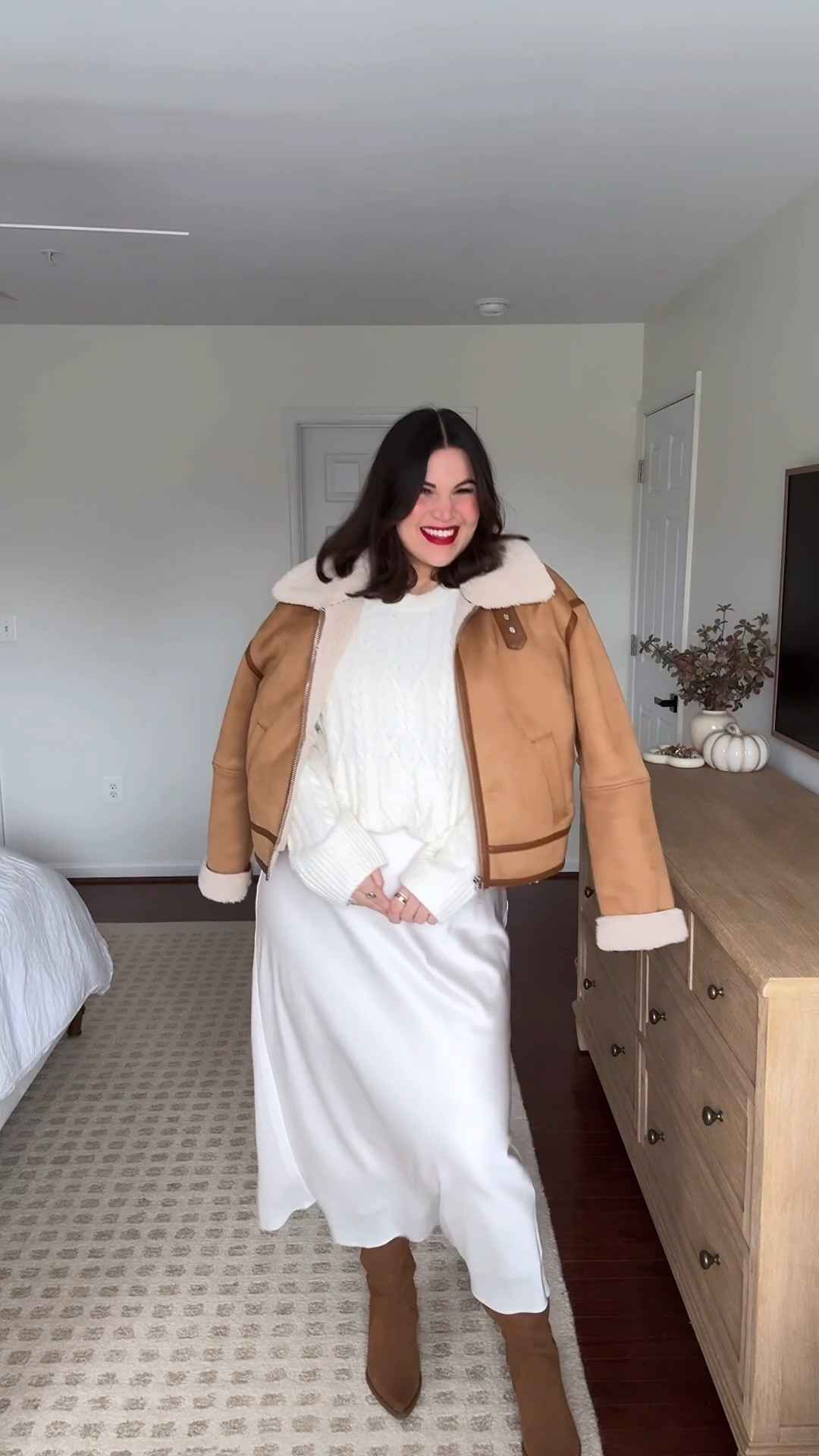 Midsize holiday outfit with my @thighsociety cooling shorts! The only thing that should be 🔥 this holiday season is your outfit! And these shorts not only keep you cool but stop chafing all day long 👏 

Anti chafing shorts - M/L
Bralette - XL
Skirt - large tall
Sweater - xl
Coat - xl
Boots - 10 



#LTKMidsize #LTKTall #LTKHoliday