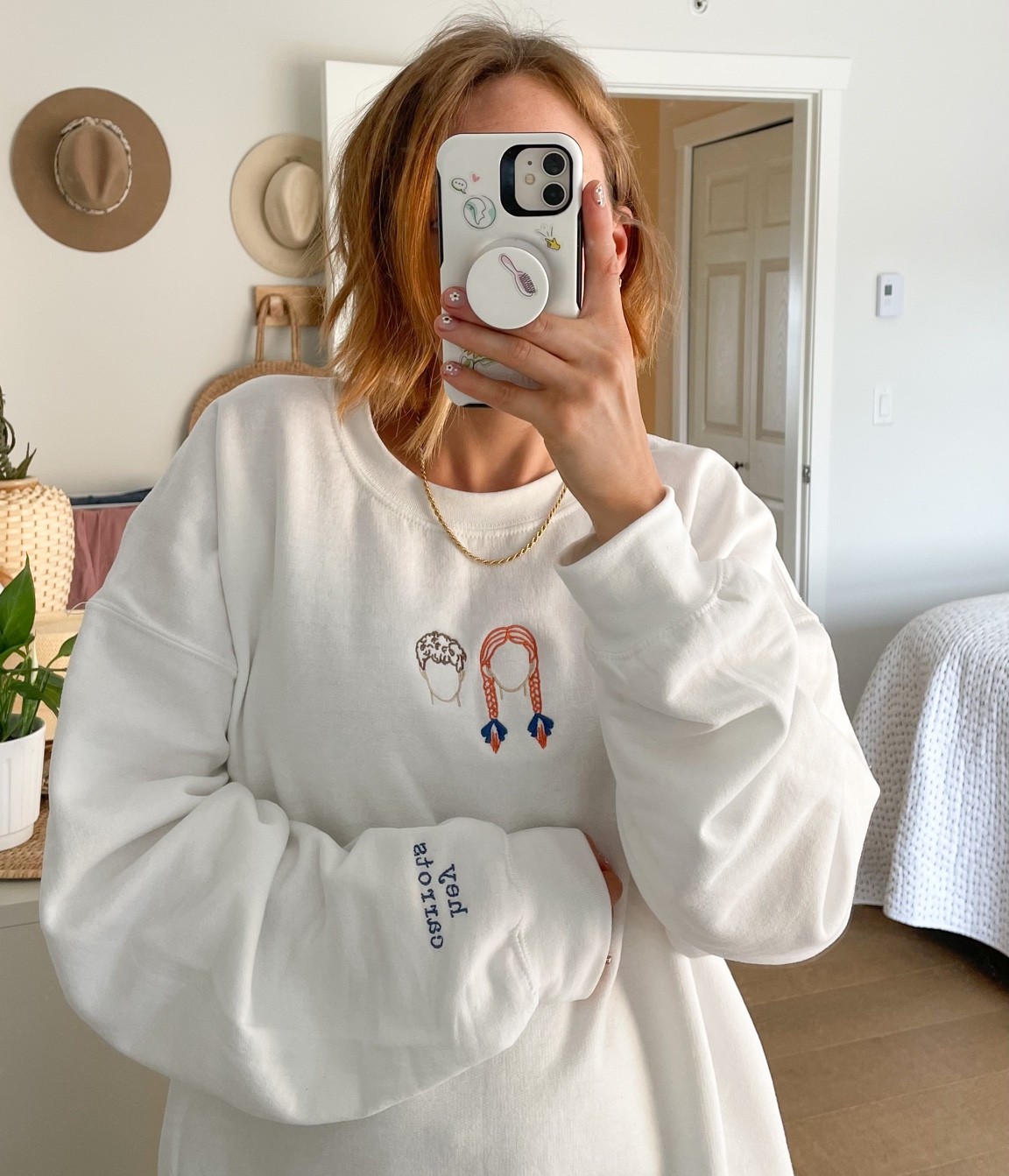 embroidered period drama couples on a sweatshirt! this one features Ann and Gil but they have a bunch more! 😍 it also says “hey carrots” on the sleeve 🥕

#LTKSeasonal #LTKfit #LTKunder50