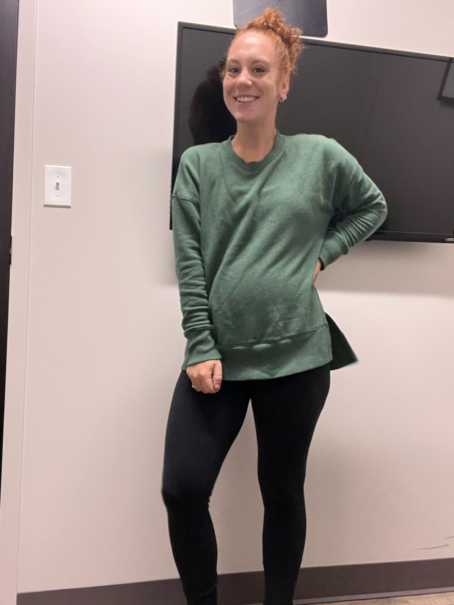 Comfy pregnancy outfit 

#LTKHolidaySale #LTKsalealert #LTKbump