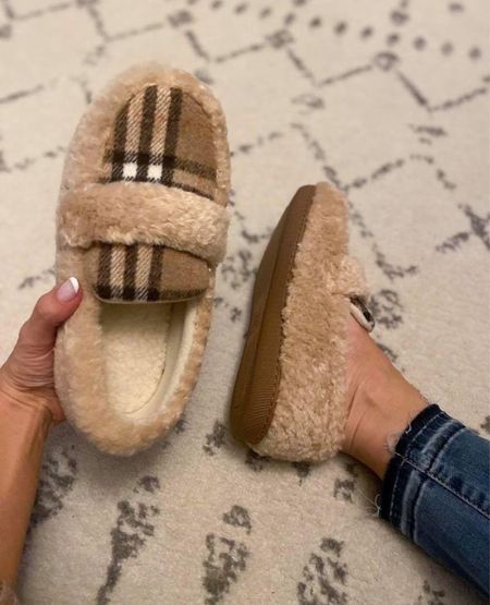 If you haven't already, treat yourself (or someone else) to these super comfy slippers😍🎁 that currently have a nice price cut 💲✂️! Fleece lined and cozy! Sizing info-I have in my true size and they felt snug at first but loosened up a lot w/wear. Many others suggested sizing up, esp if between. 

Holiday gift idea 

#LTKGiftGuide #LTKshoecrush #LTKsalealert