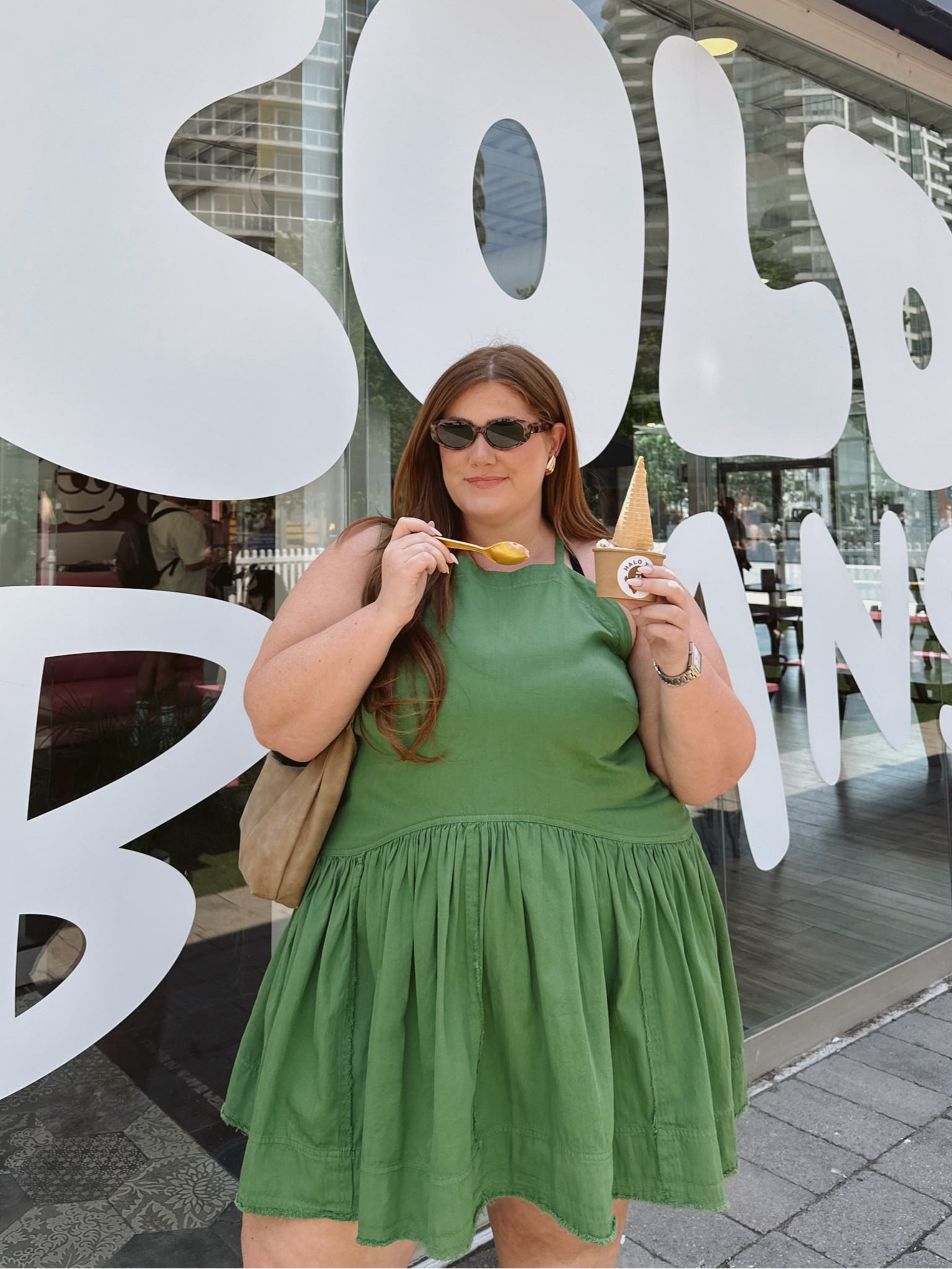 Perfect plus size summer dress! Loveee this green!! Wearing a 2X

#LTKmidsize #LTKplussize #LTKsummer