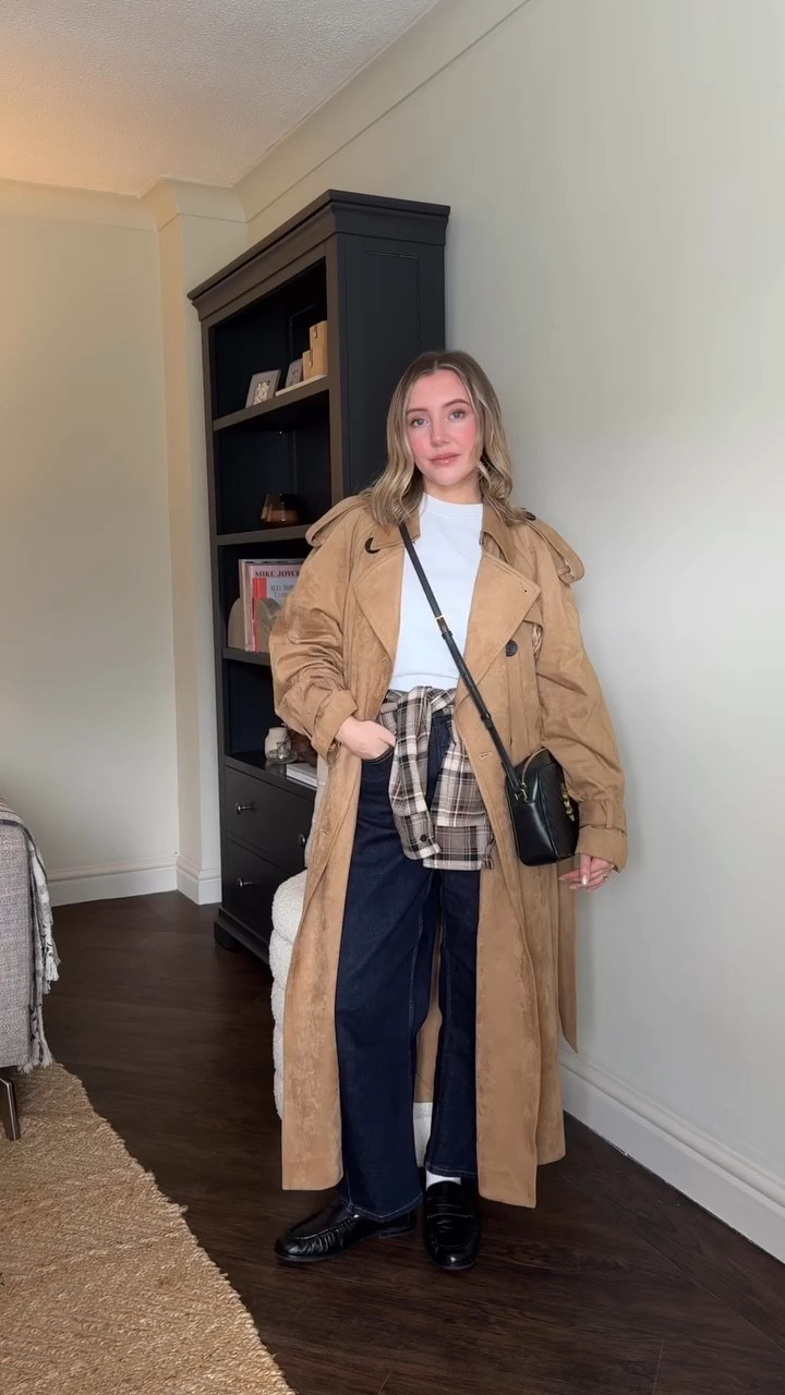 Outfits Perfect for Transitioning to Spring – Day 2 of 7 ✨

Layering is key when the weather can’t quite make up its mind. Tying an extra layer around your waist doesn’t just look good — it gives you a spare piece for when you feel the chill. Practical, effortless, but still polished ♥️

Outfit details:
Checked shirt — @zara 
T-shirt — @cosstores 
Jeans — @hushofficial *
Faux suede trench — @fabrique.official *
Loafers — @tuclothing 
Bag — @ysl 

Day 2 complete! Stay tuned for the rest of the series as we ease into spring in style ✨

*previous pr #transitionaloutfits #ootd #layeringseason #everydaystyle #springfashion