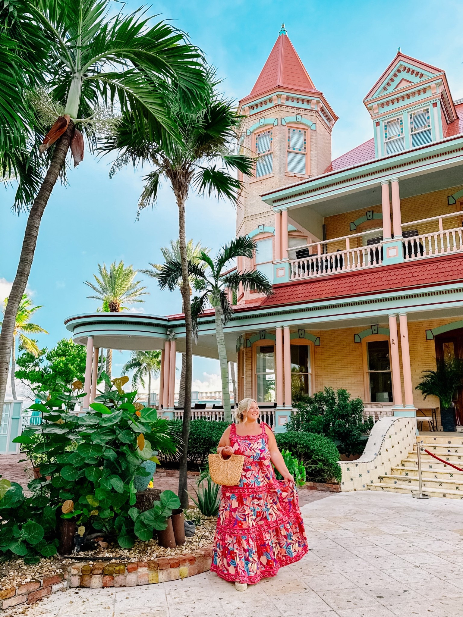 Plus size tropical dress 🦩
Wearing size 22  

#LTKTravel #LTKPlusSize