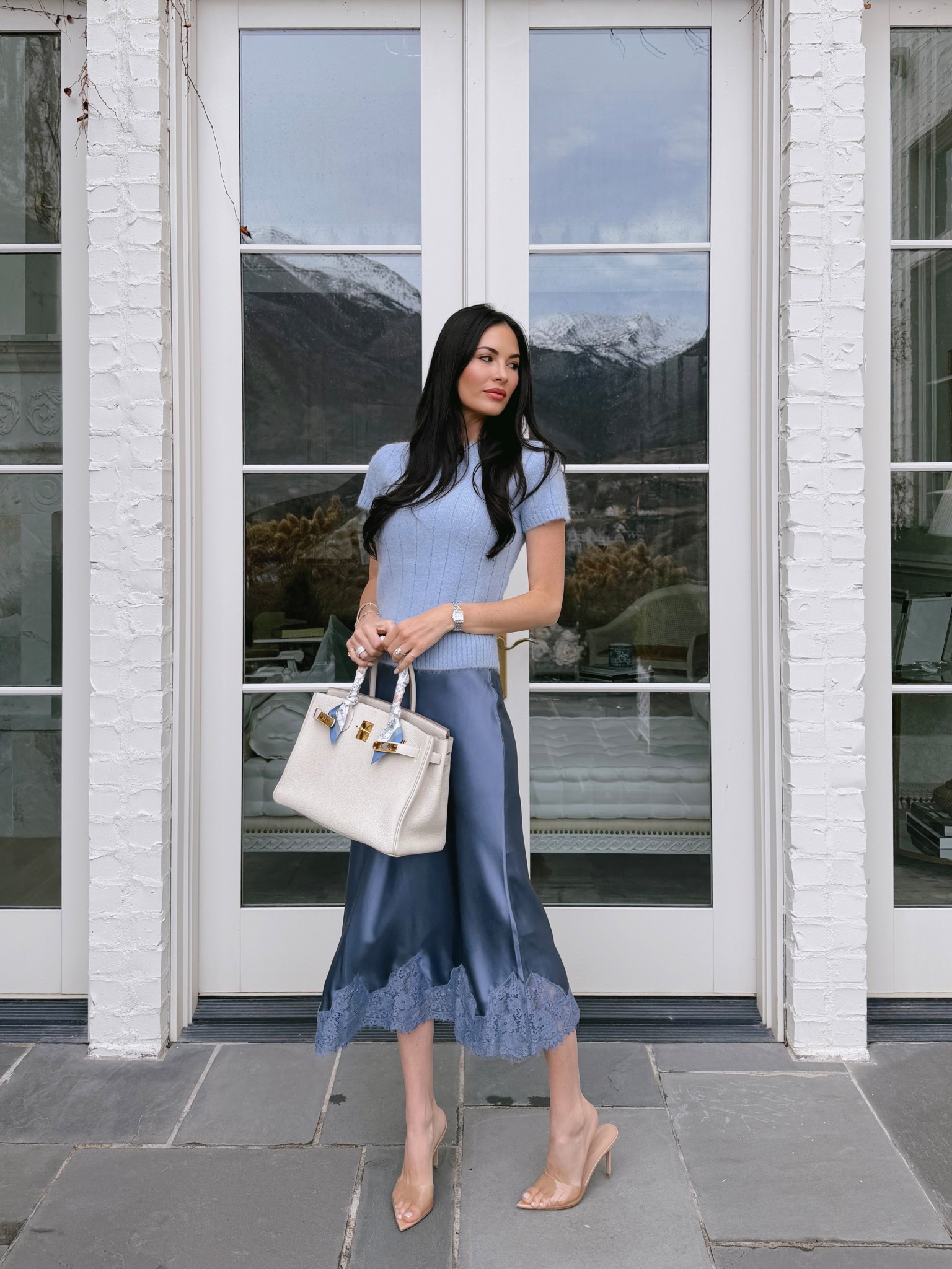 Wearing XS in top & skirt ❄️ 