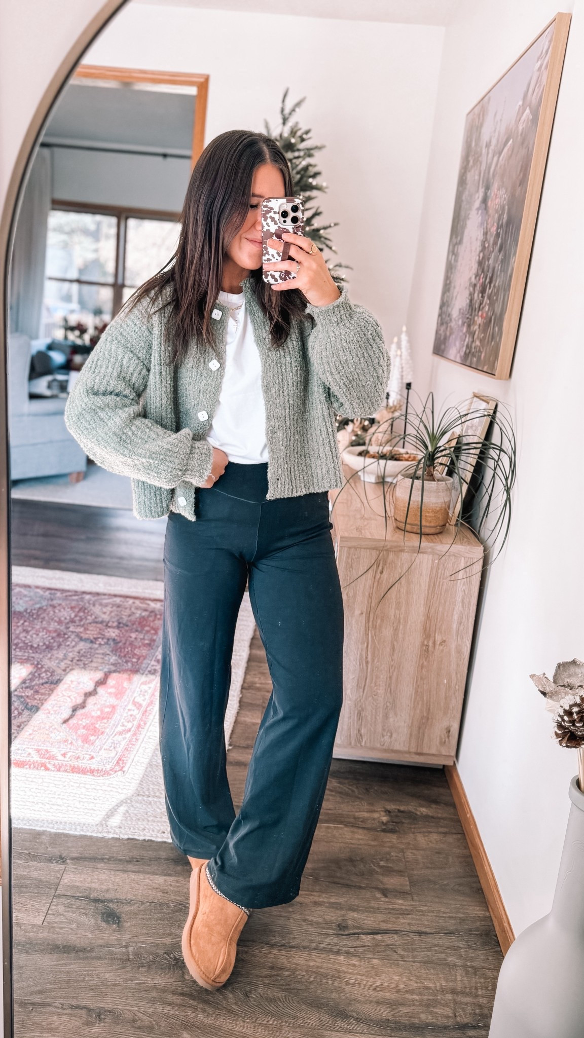 The cardigan I just ordered in a 3rd color & my most worn wide leg leggings.

Medium aerie leggings 
Small cardigan
amazon slippers fit tts 

#LTKFindsUnder50 #LTKStyleTip #LTKootd