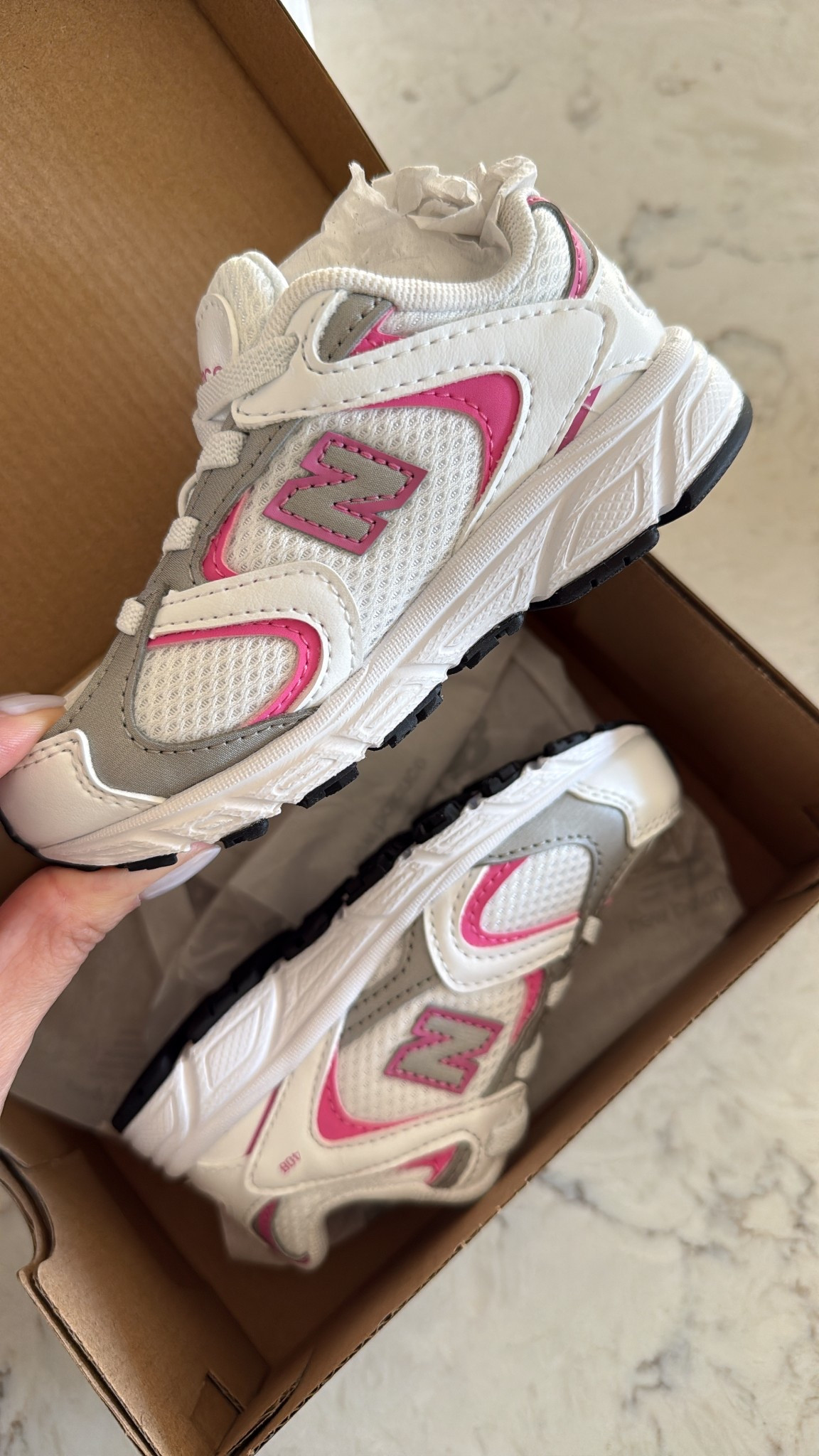 My 4yr olds new shoes she picked out 😍 here for it!!

New Balance // Toddler Shoes

#LTKKids