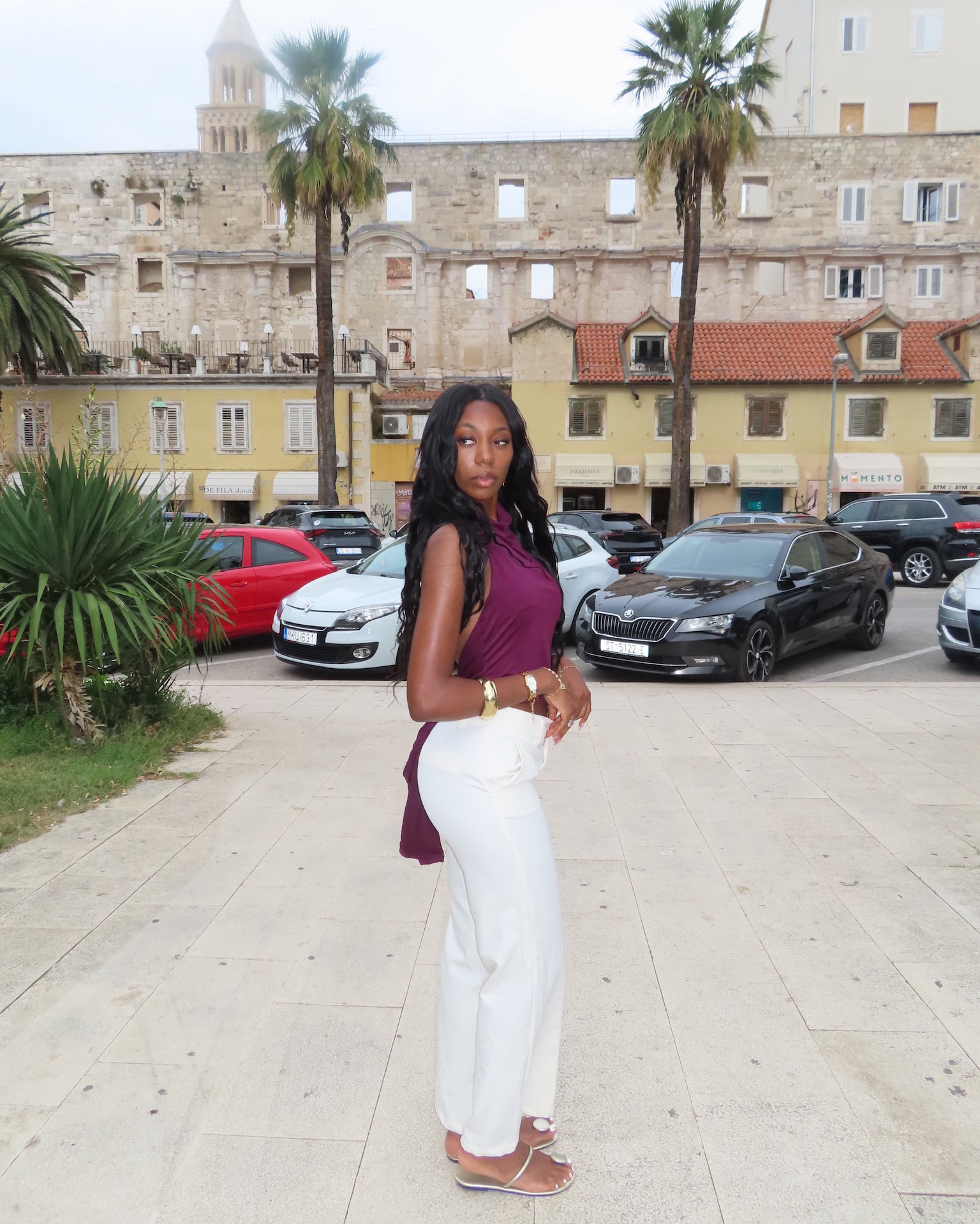 Did anyone say wine night? 😌

#LTKFindsUnder50 #LTKSeasonal #LTKStyleTip