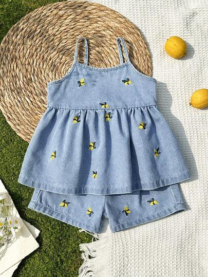 SHEIN Vintaside Kids Toddler Girls' Light Blue Washed Casual Loose Denim Jumpsuit With All-Over F... | SHEIN