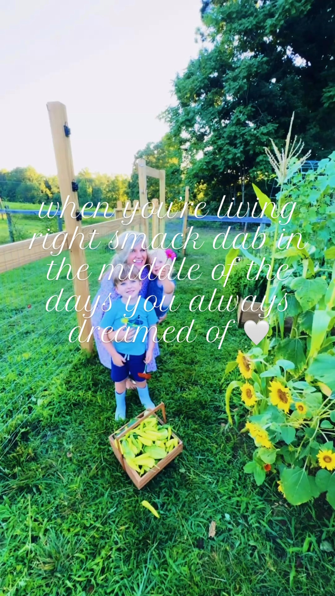 Raising these sweet country 🤠 babies 👶🏼👶🏼 with my very best friend 😘🥰 out on our forever farm sweet farm 🚜🌾  that we’ve been dreaming about 🌻 and praying for since before we were even engaged 💍💭🤭 … thank you, Jesus!!! 🦋🌞🧺💐 #fullcircle #foreverhome #thisview #farmsweetfarm #dreamcometofruition
