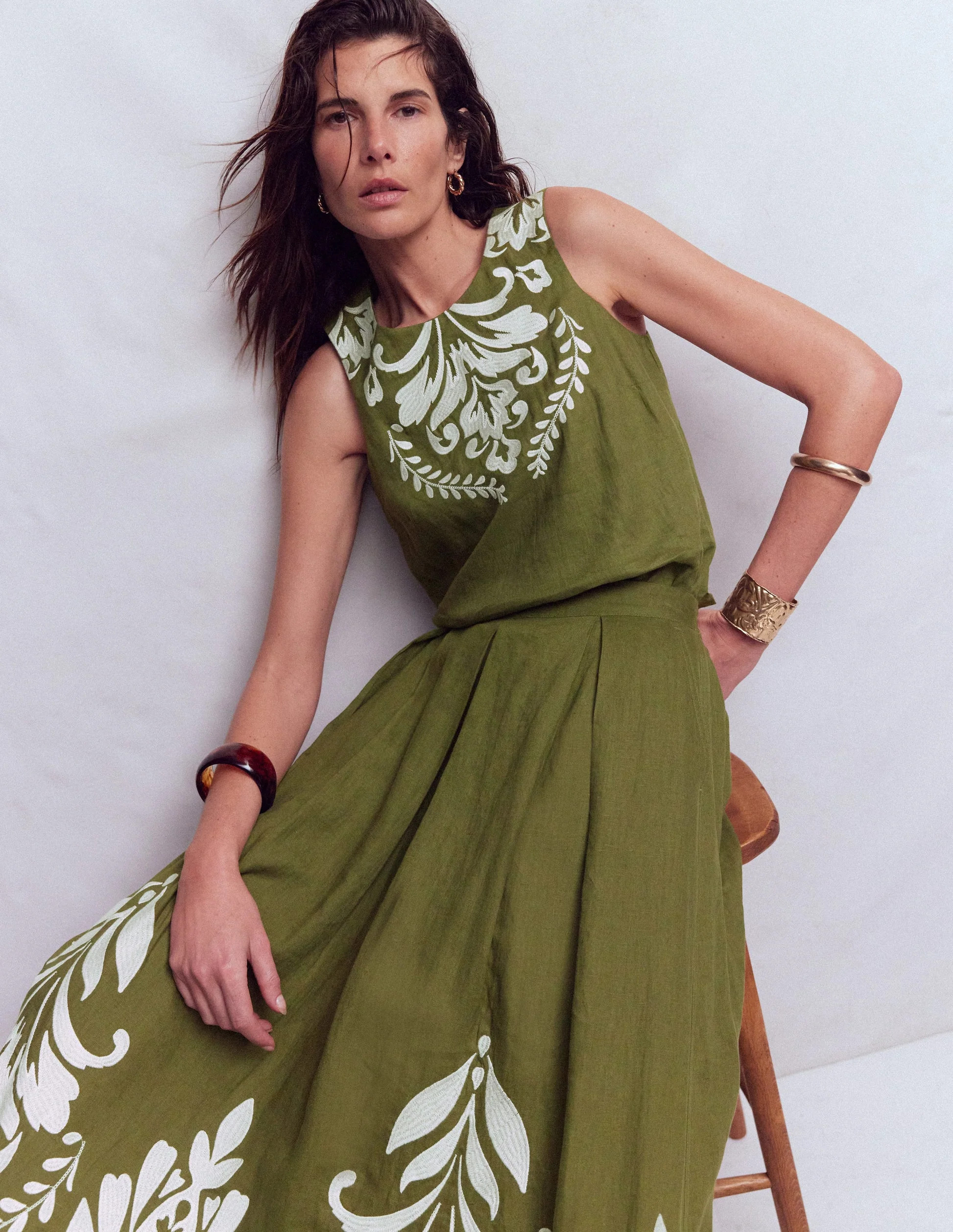 Sofia Embroidered Linen Top-Woodland Green | Boden (US)