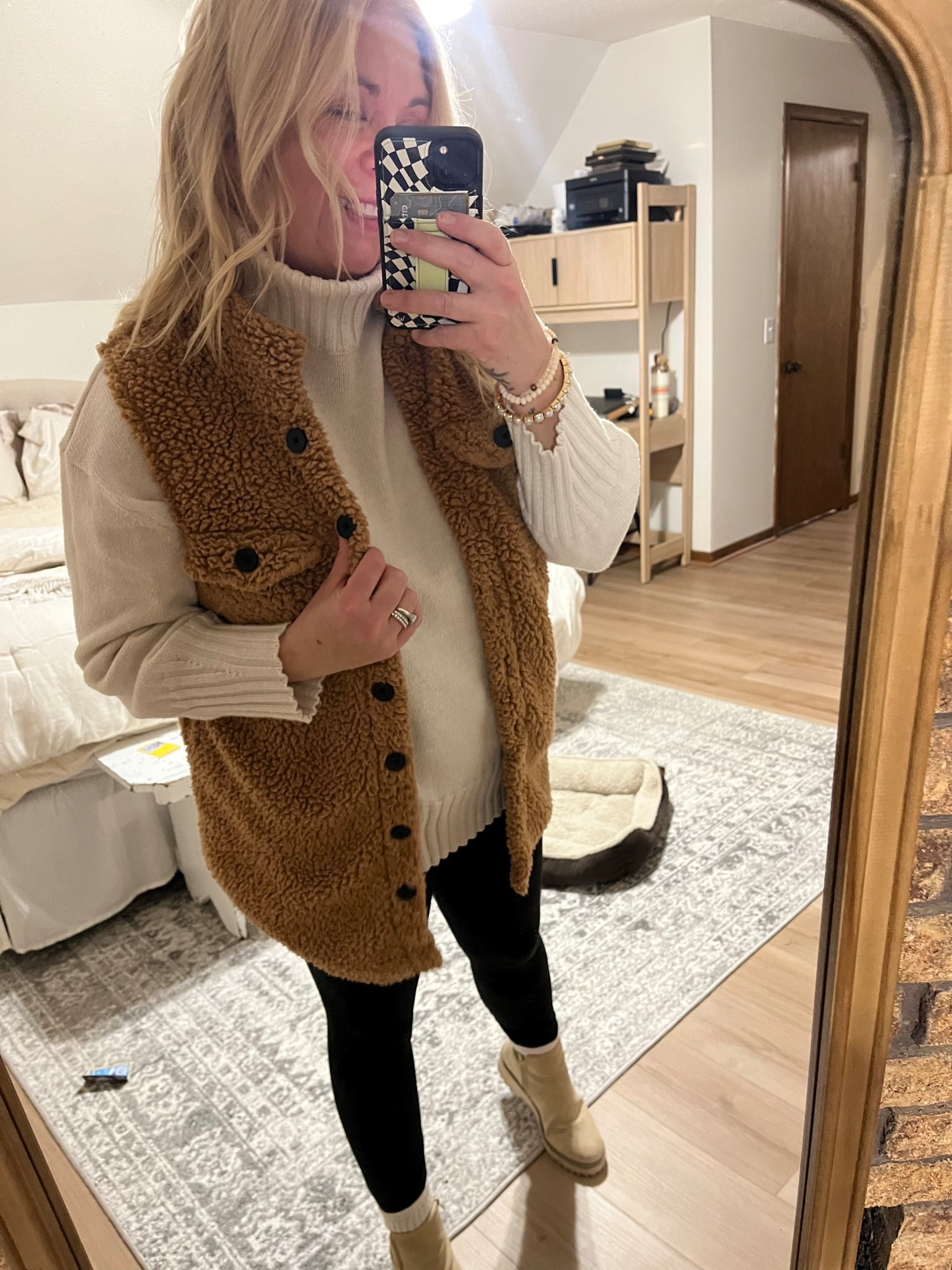 Date night winter comfy outfit for moms

#LTKMidsize #LTKPlusSize #LTKootd