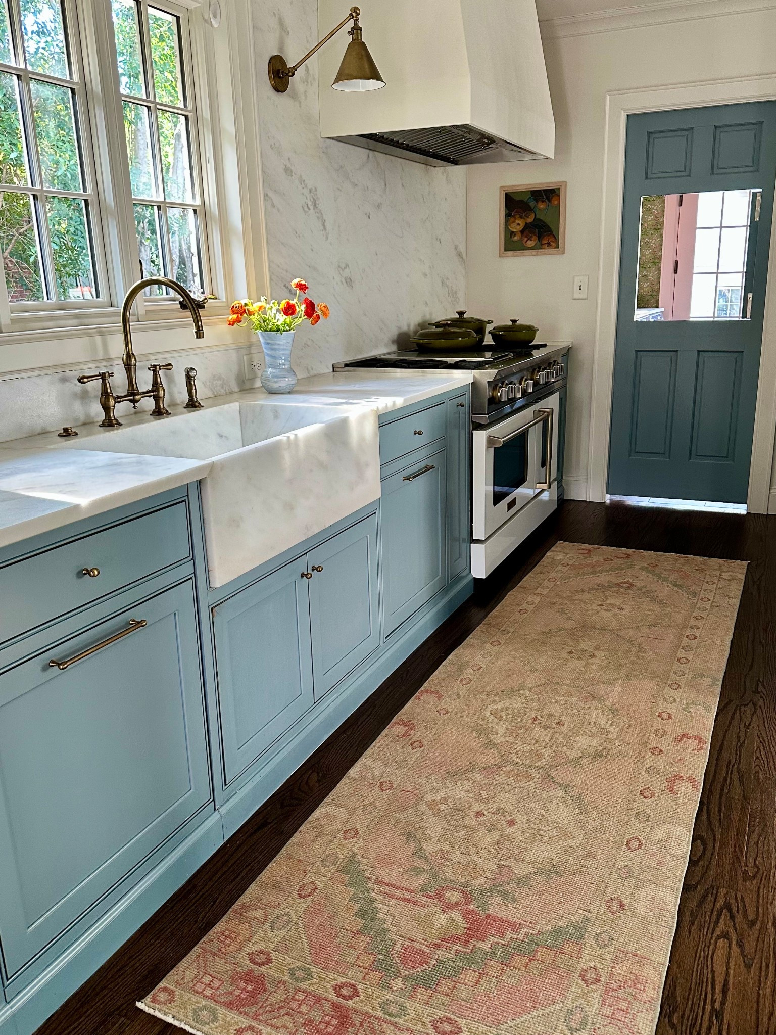 The most fabulous runner to warm up the kitchen 🤍

#LTKStyleTip #LTKHome #LTKSaleAlert