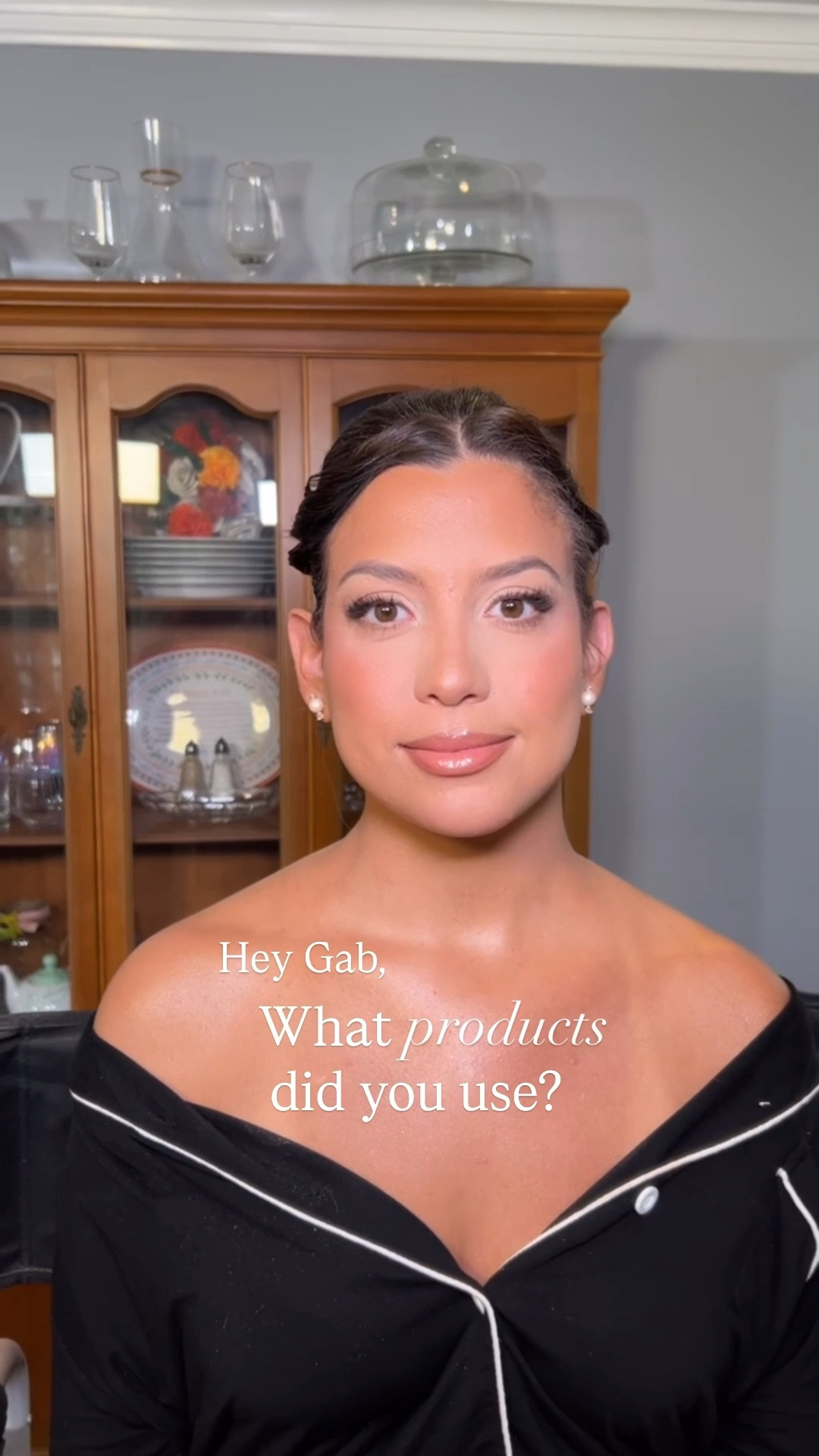 Kryolan D14 & RCMA SH5-8 not linkable, but can be found on “CameraReady.com” 

#LTKBeauty #LTKHoliday #LTKGiftGuide