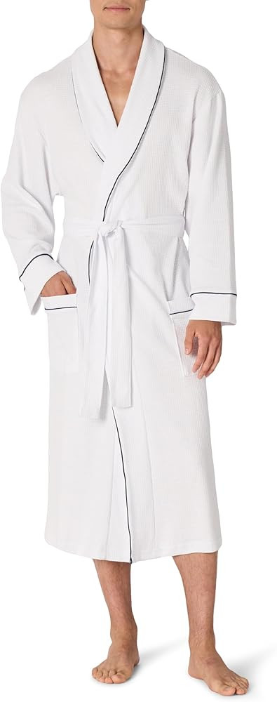 Amazon Essentials Mens Lightweight Waffle Bathrobe (Available in Big & Tall) | Amazon (US)