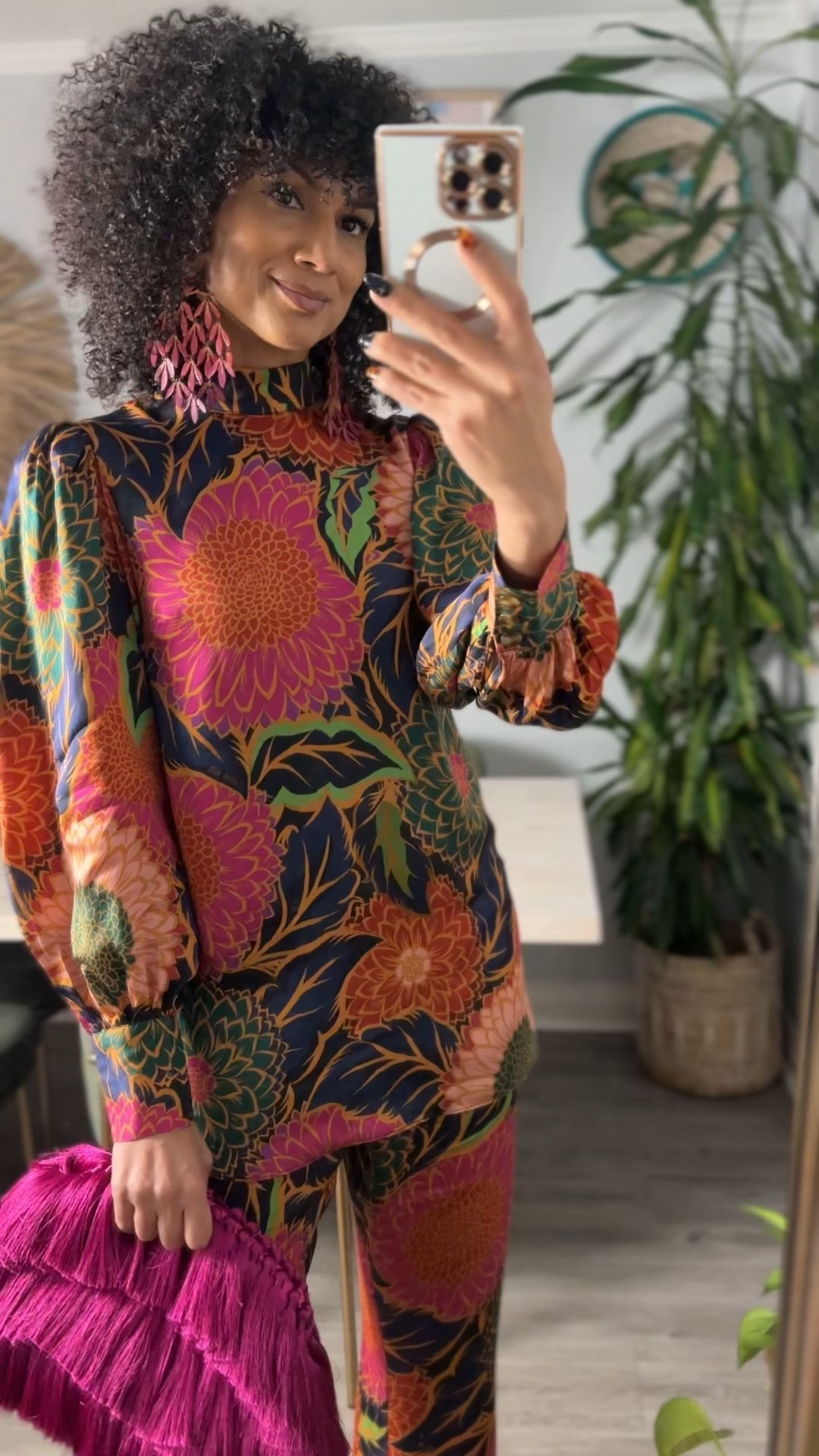 I’m in a S in the top and pants  

#LTKcanada #LTKpartywear #LTKsale