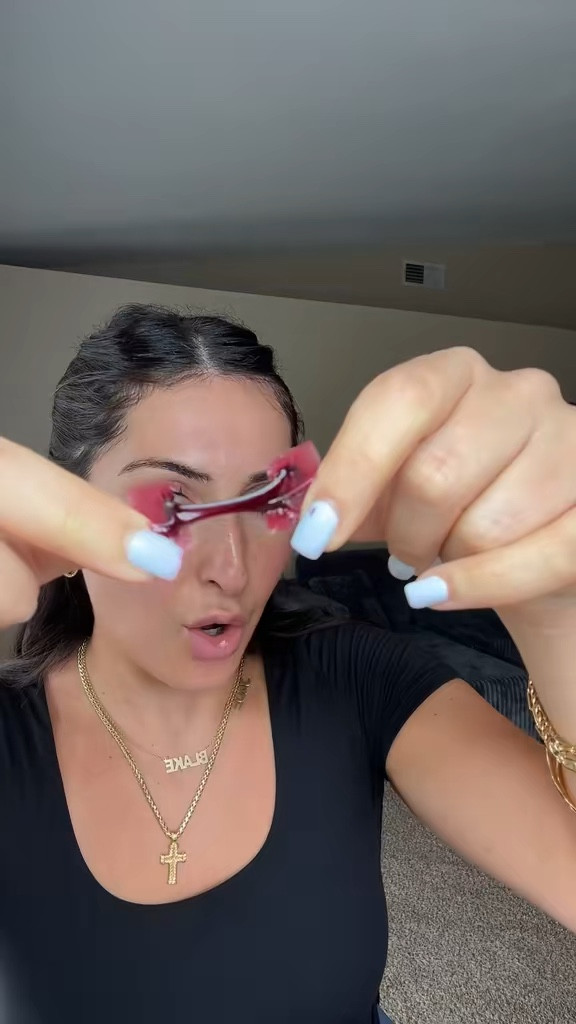 Goli NAD gummies 

#LTKFestival #LTKselfcare #LTKdayinmylife