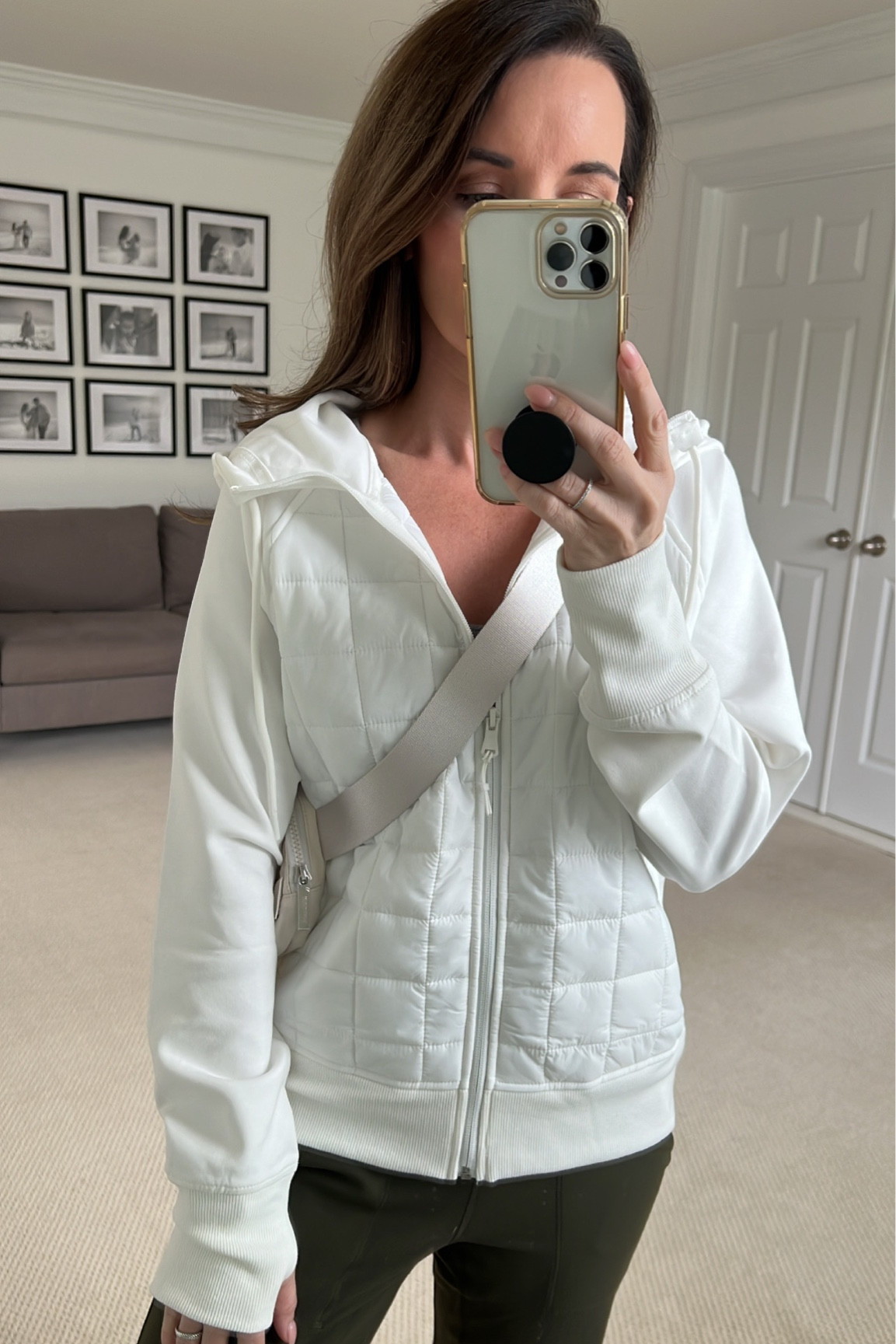 Old Navy 
wearing size s
Quilted jacket / workout wear / athletic wear / fall 
Sale 30% OFF
