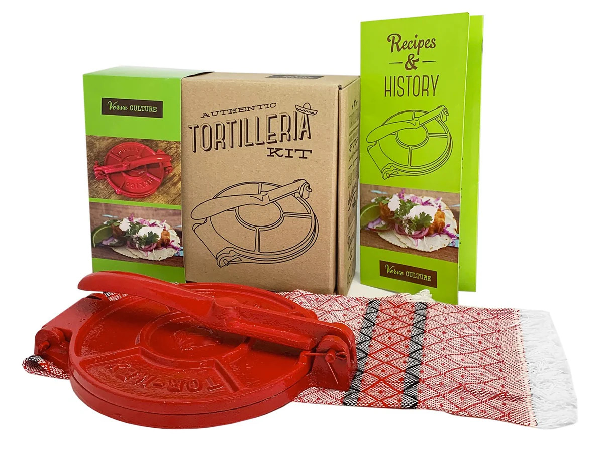 Tortilla Press Kit in Red Cast Iron with Servilleta | Over The Moon