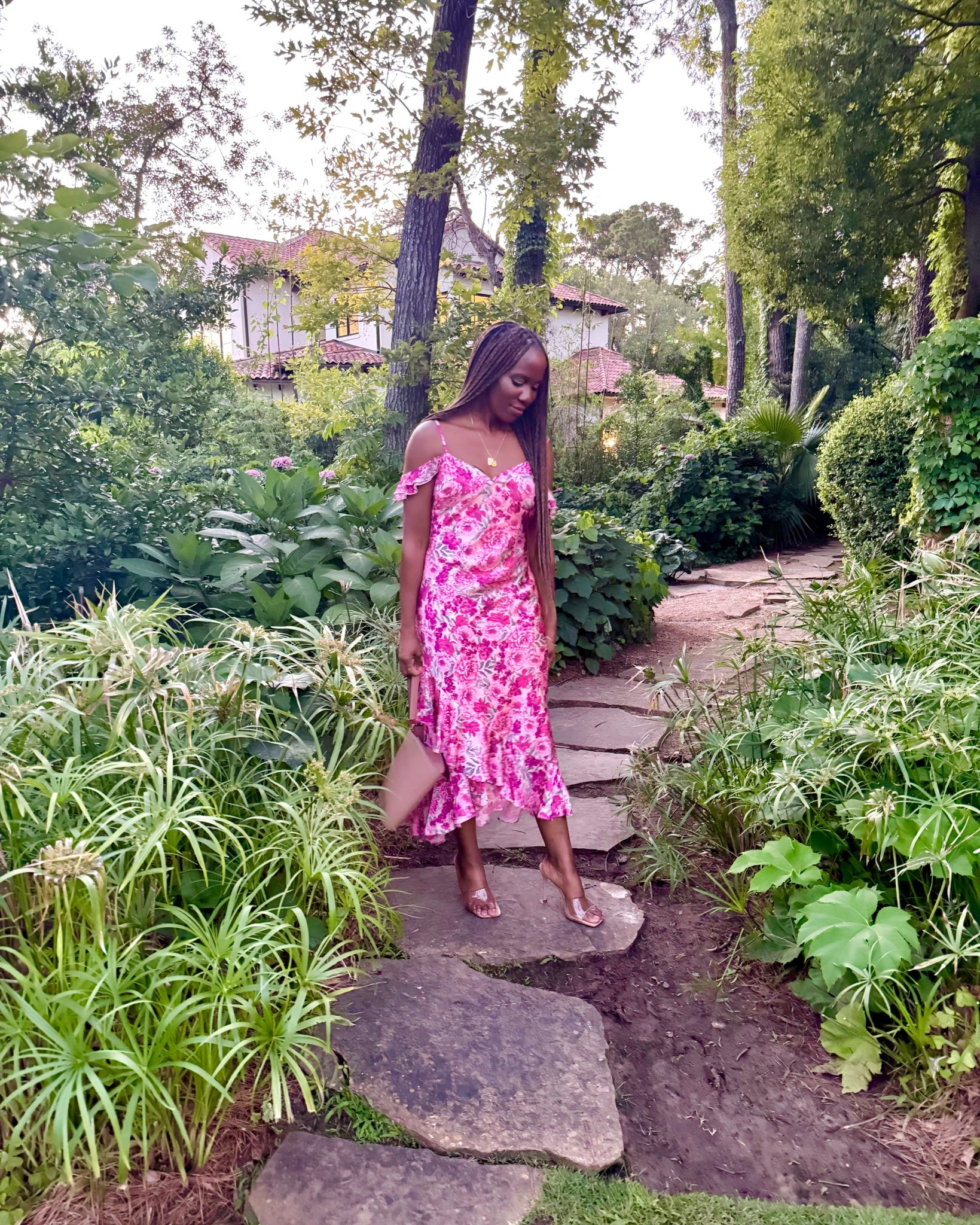 I wore this to my friend’s wedding yesterday, but unfortunately, I couldn’t find it on the store’s website. Hoping they restock or upload it soon so I can link the exact dress!

In the meantime, I’ve added a few of my favorite wedding guest dresses that I’m sure you will love! #weddingguestdress

#LTKFindsUnder100 #LTKFindsUnder50 #LTKSeasonal