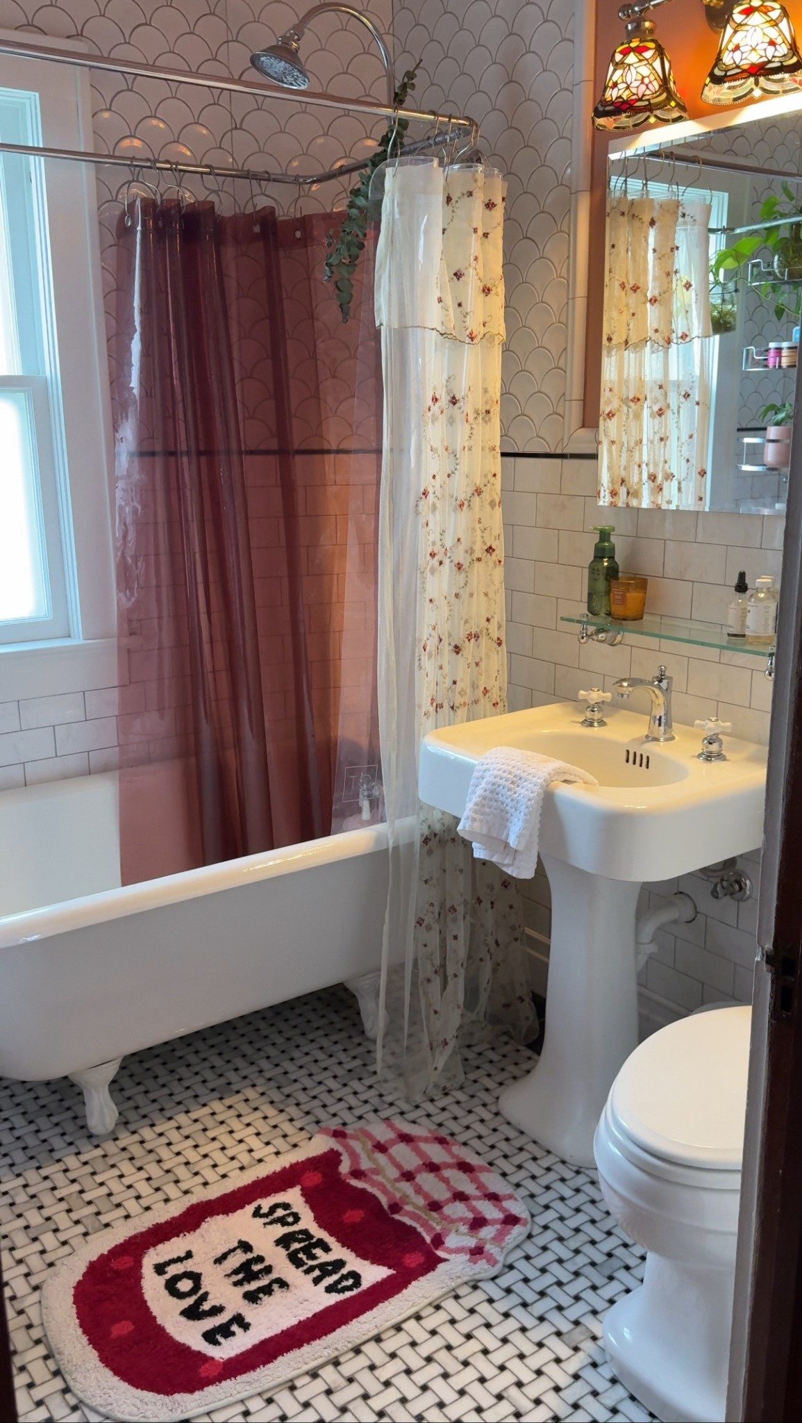 New bath mat is on sale! 🍓

#LTKHome #LTKFindsUnder50 #LTKSaleAlert