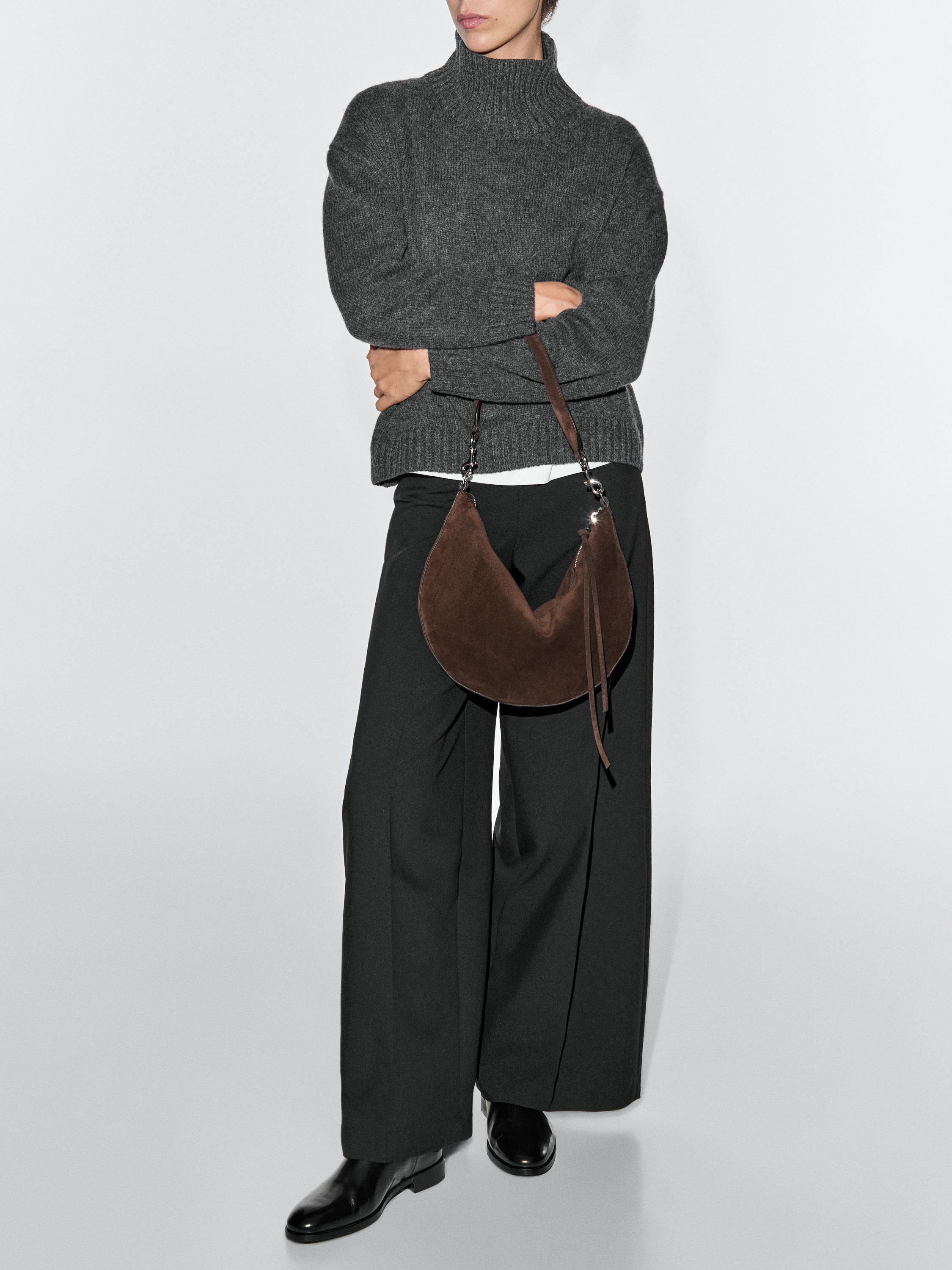 Half-moon split leather bag | Massimo Dutti DE