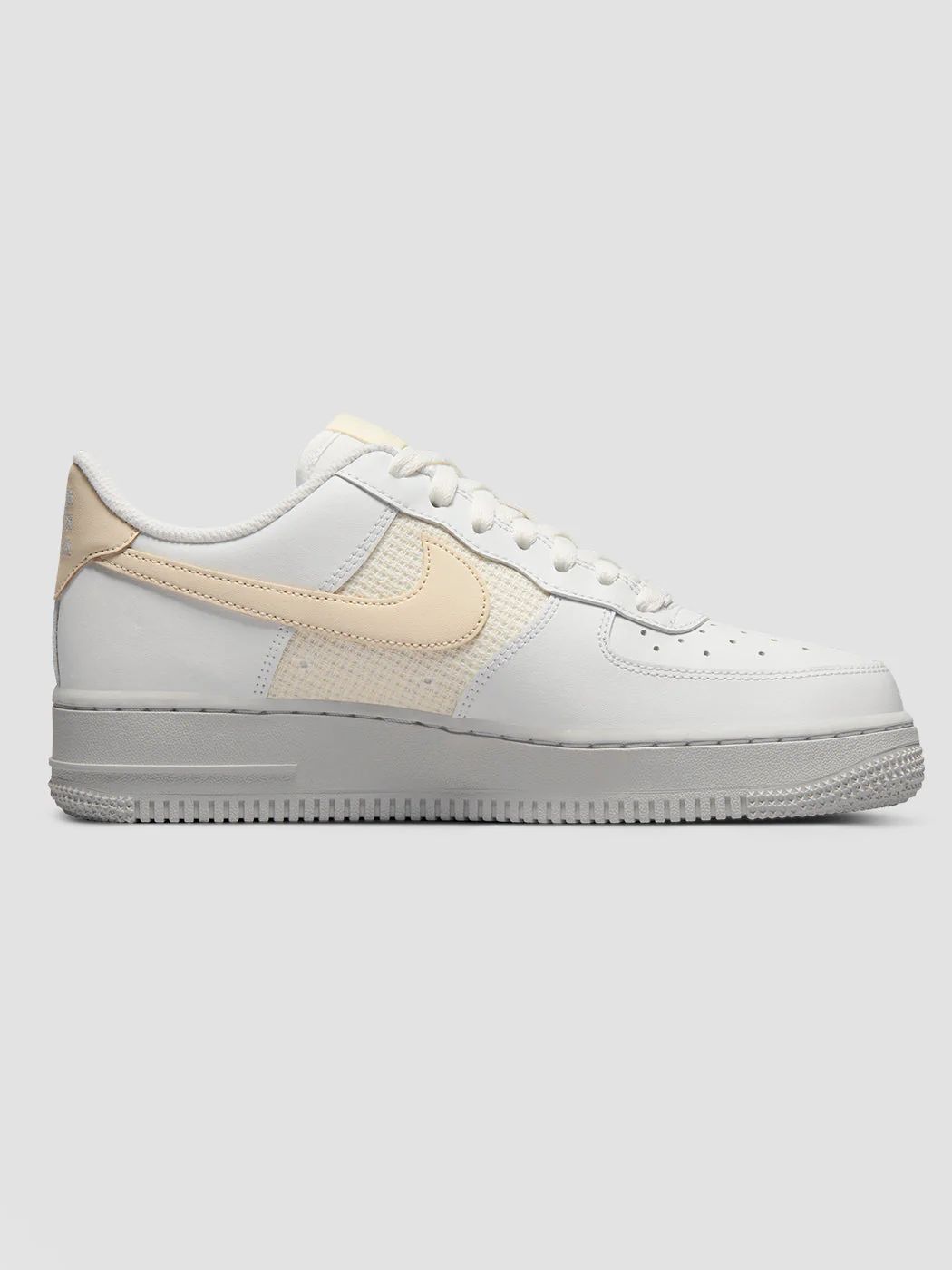 Nike Air Force 1 '07 ESS - Summit White/Fossil-Summit White | Carbon38